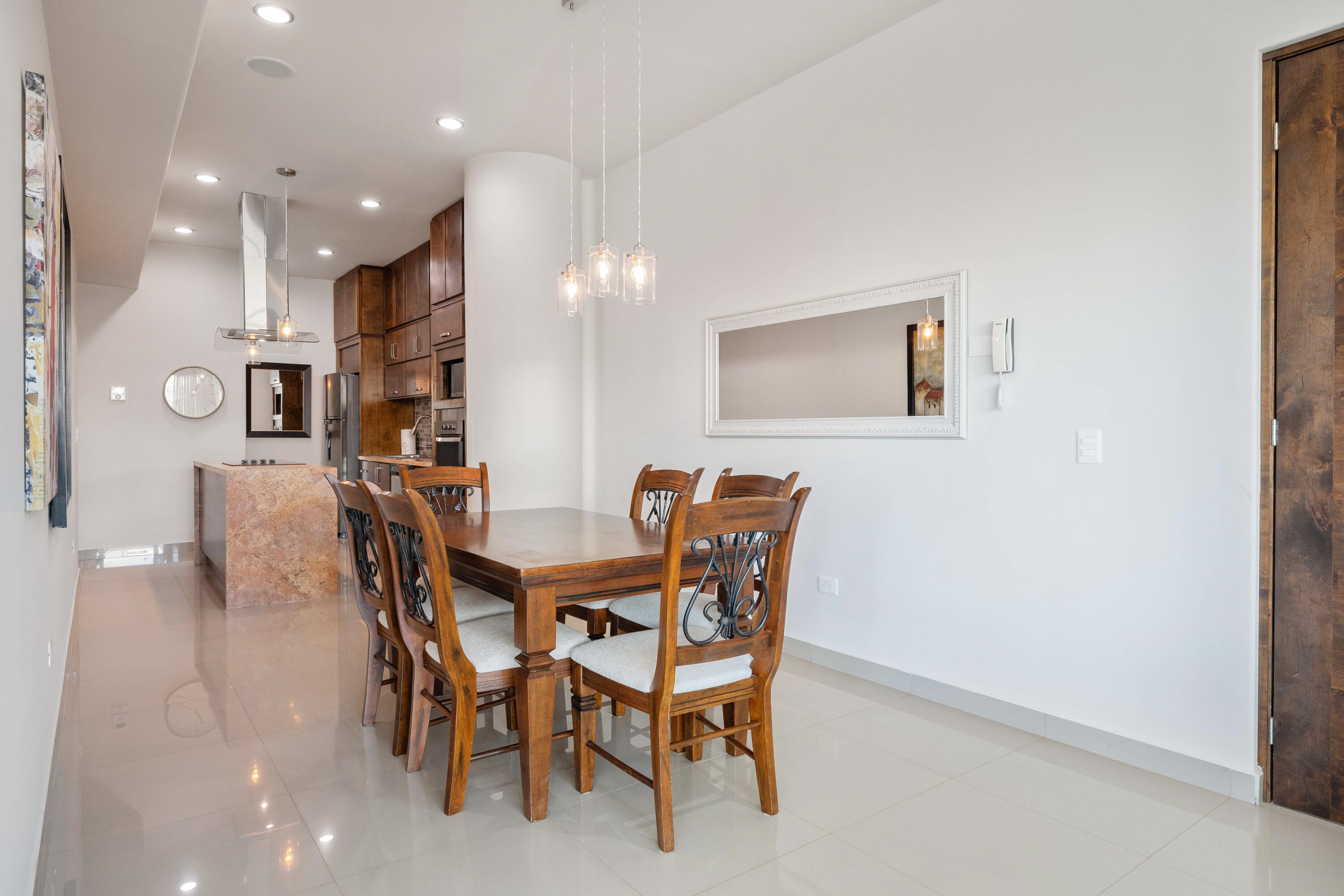 Camino Viejo Condominiums, Walk to Beach 2 Bdm Condo Pool