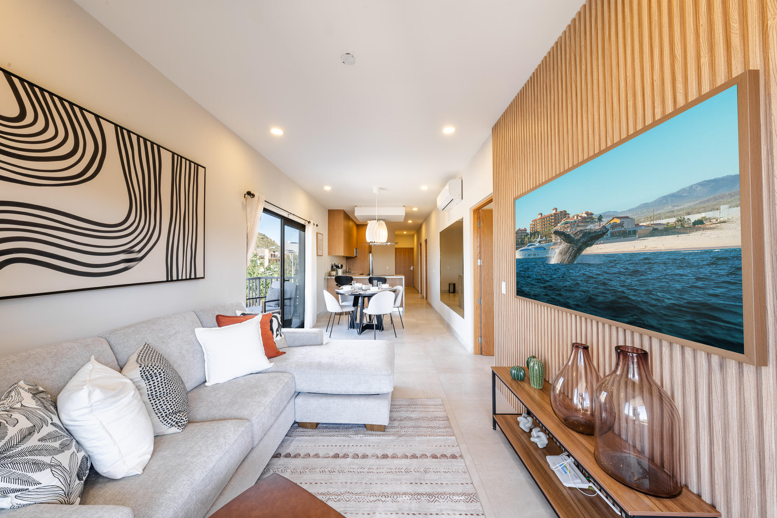 1107 Beautifully Furnished 2 Bdrm, Costa Mare