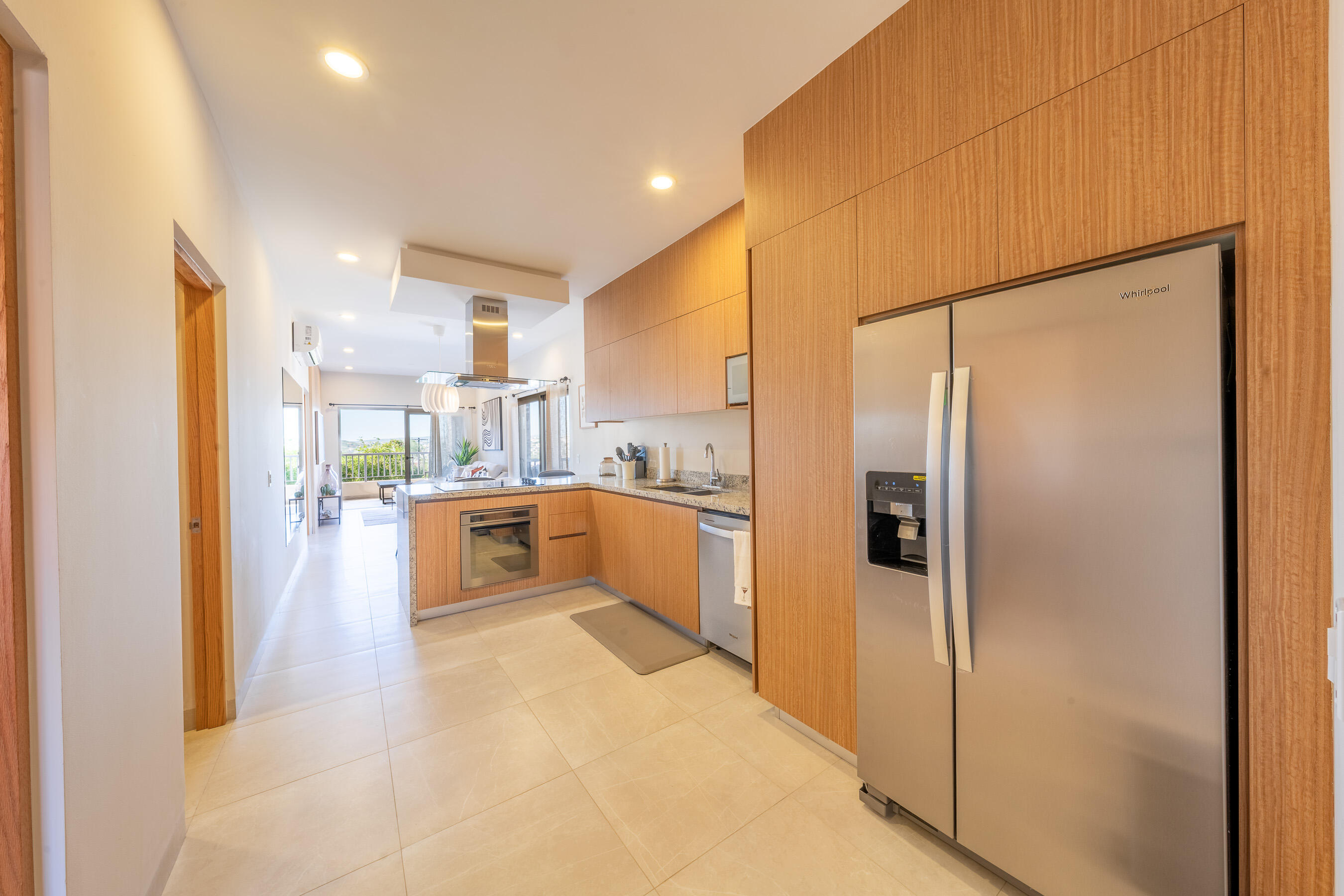 1107 Beautifully Furnished 2 Bdrm, Costa Mare