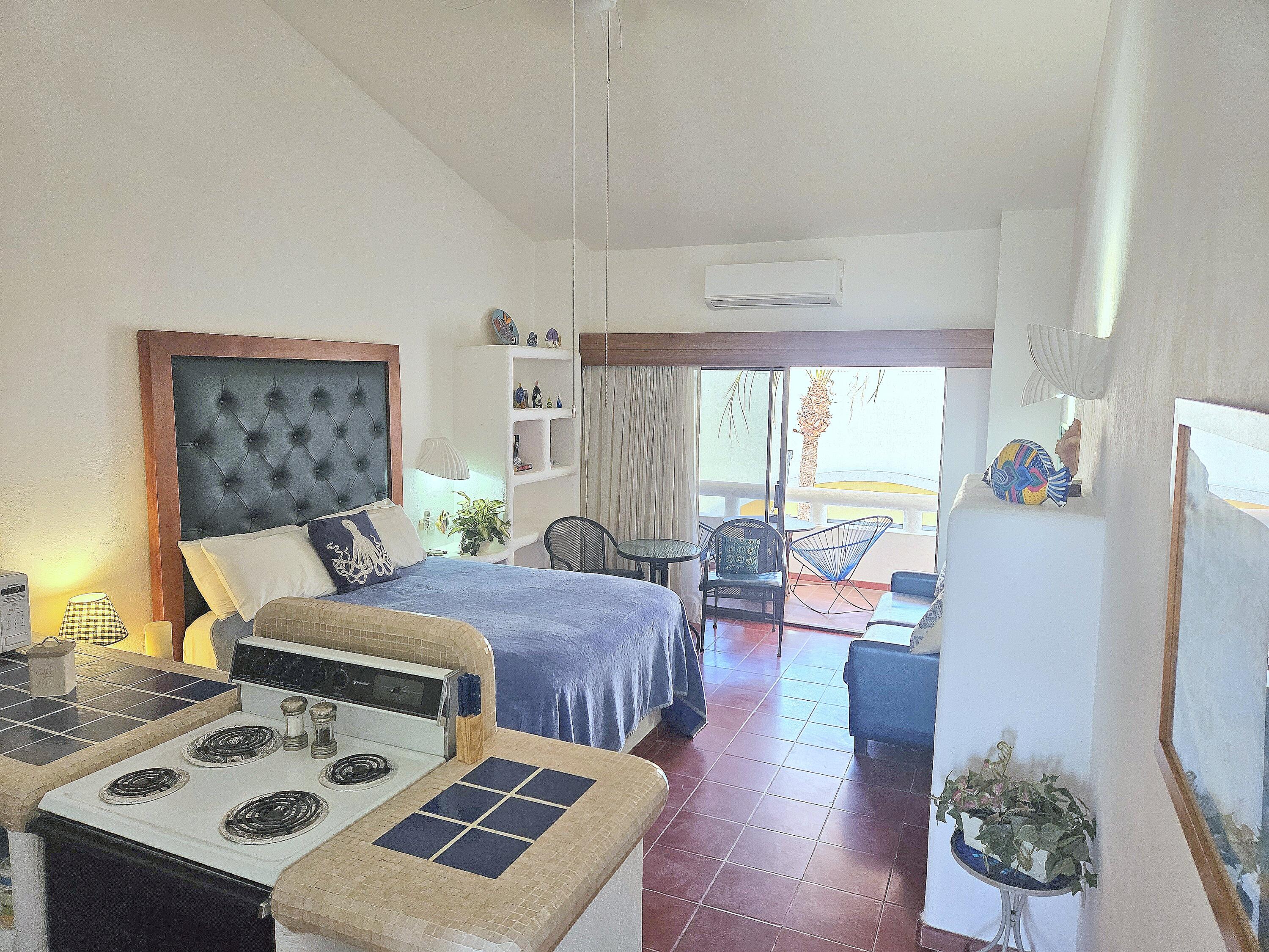 130 Avenida del Pescador, Bahia Hotel Medano