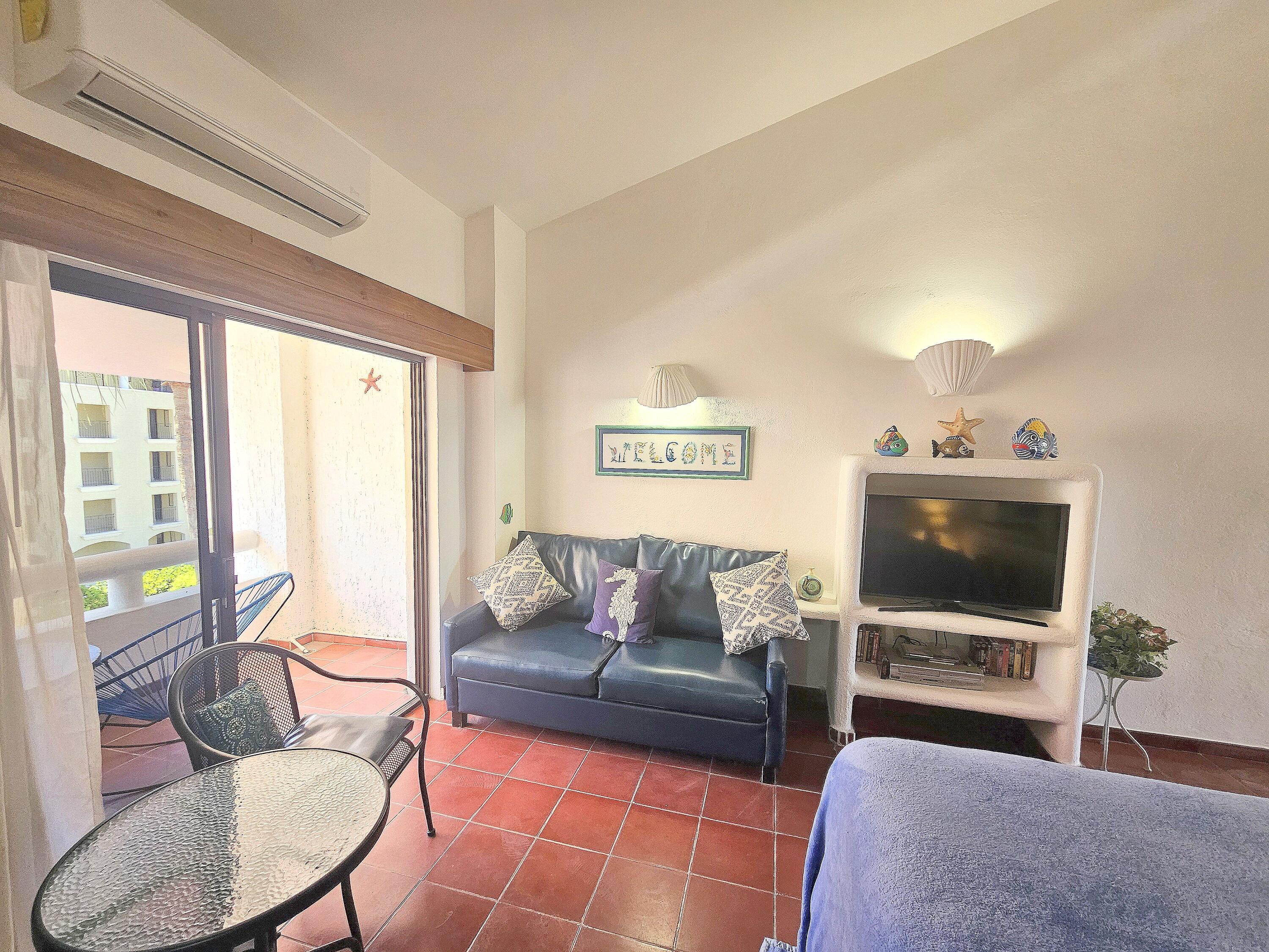 130 Avenida del Pescador, Bahia Hotel Medano