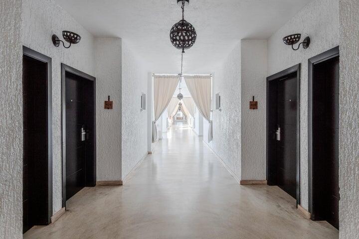 130 Avenida del Pescador, Bahia Hotel Medano