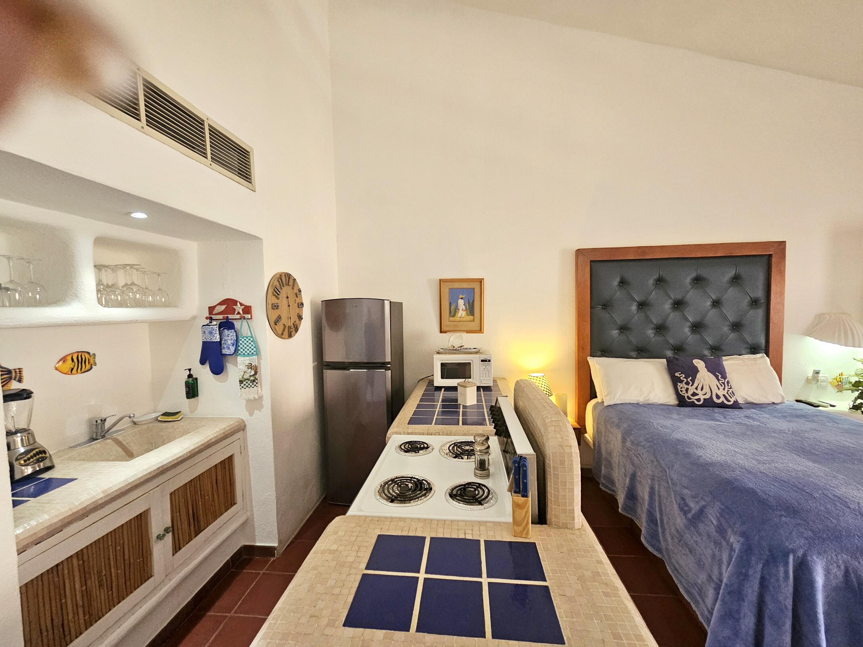130 Avenida del Pescador, Bahia Hotel Medano