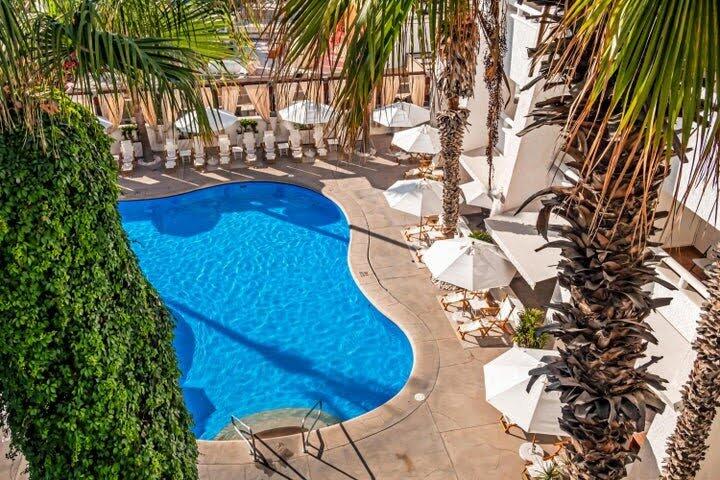 130 Avenida del Pescador, Bahia Hotel Medano