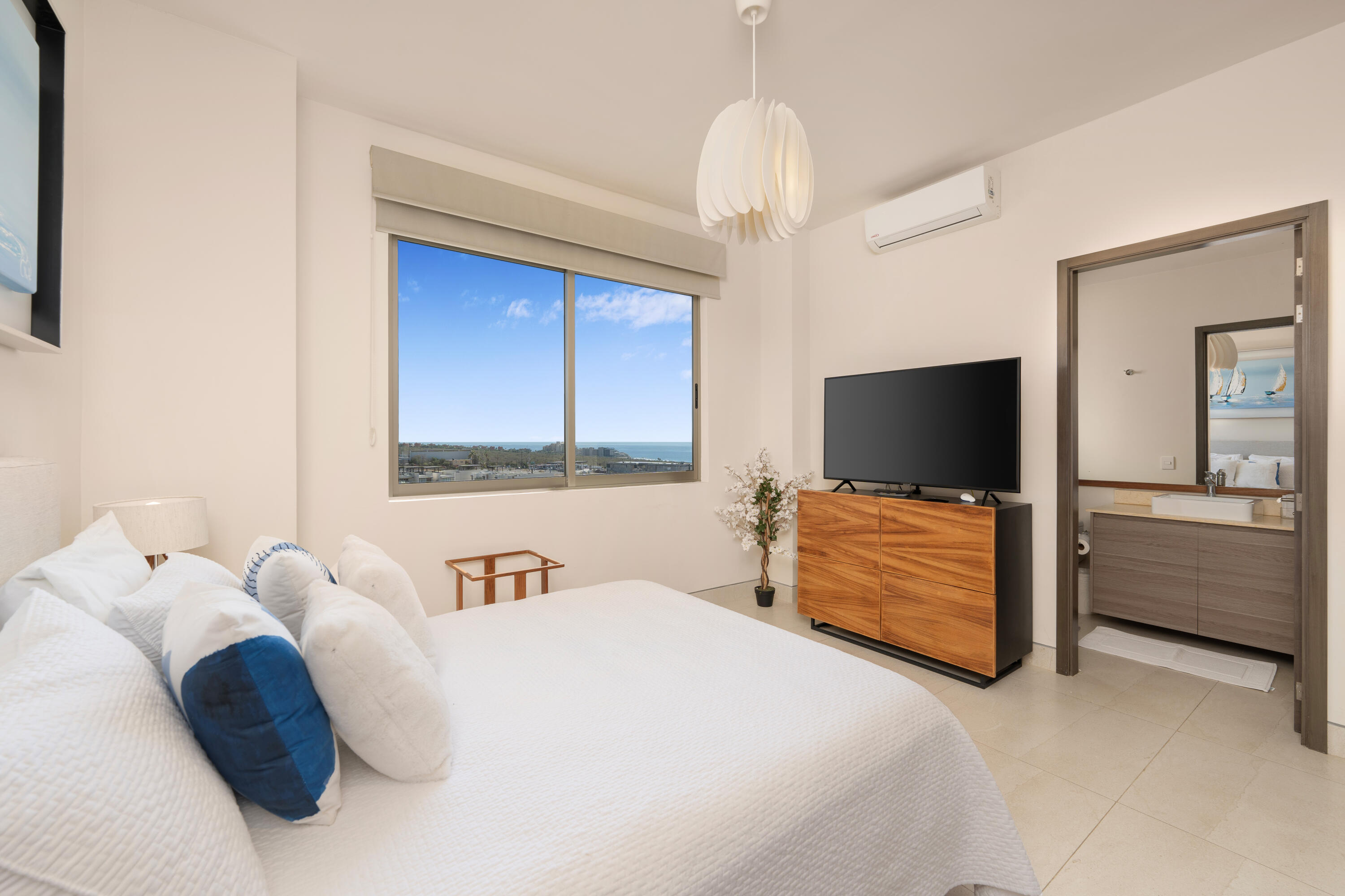 Vista Vela II Penthouse