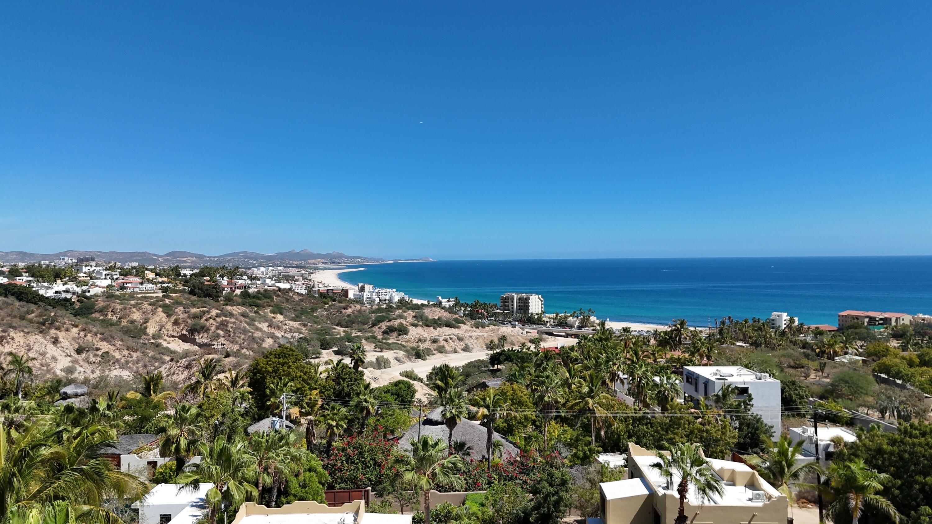 Carretera transpeninsular, Gringo hills compound