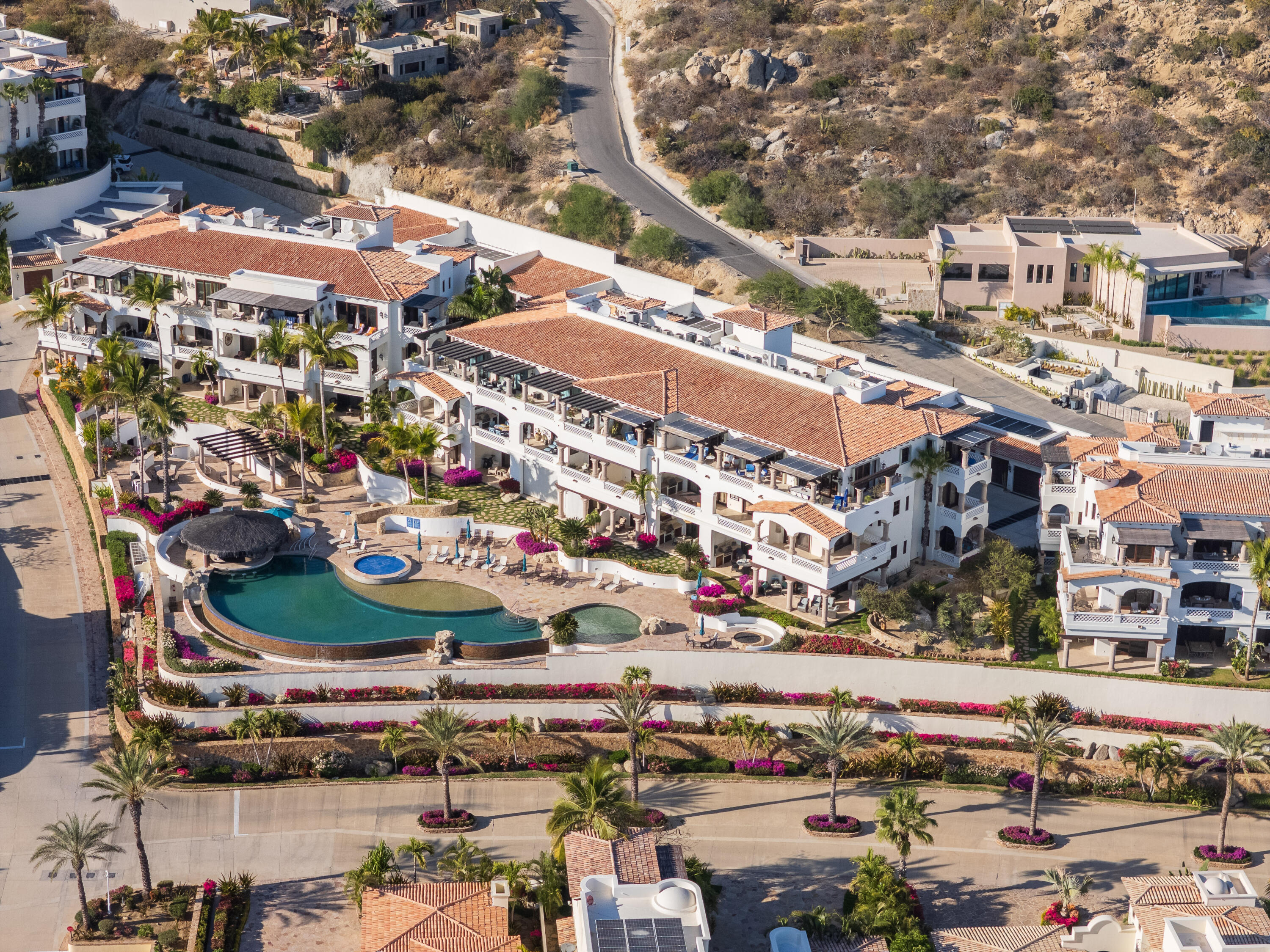 PH, El Encanto De La Laguna