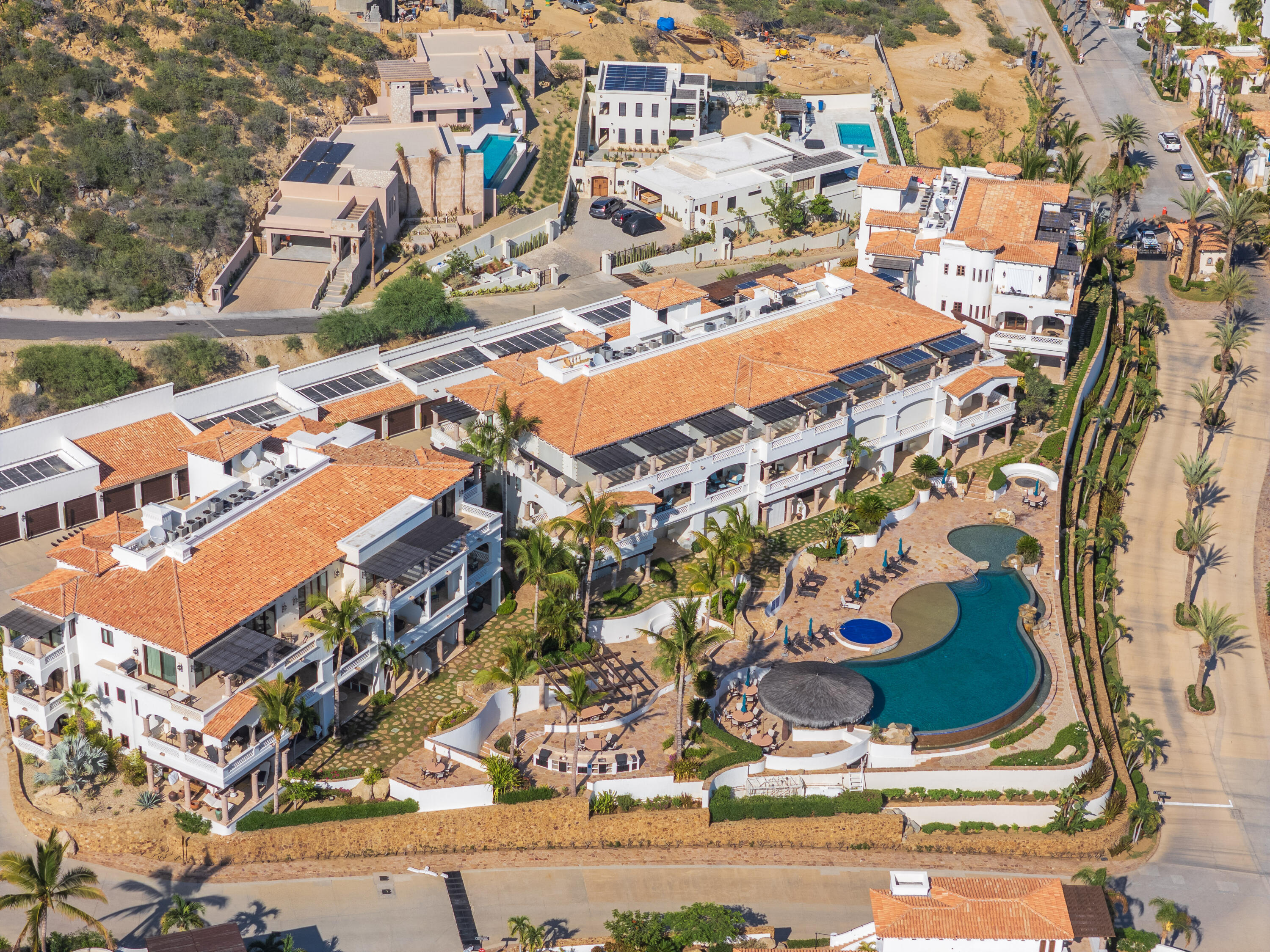 PH, El Encanto De La Laguna