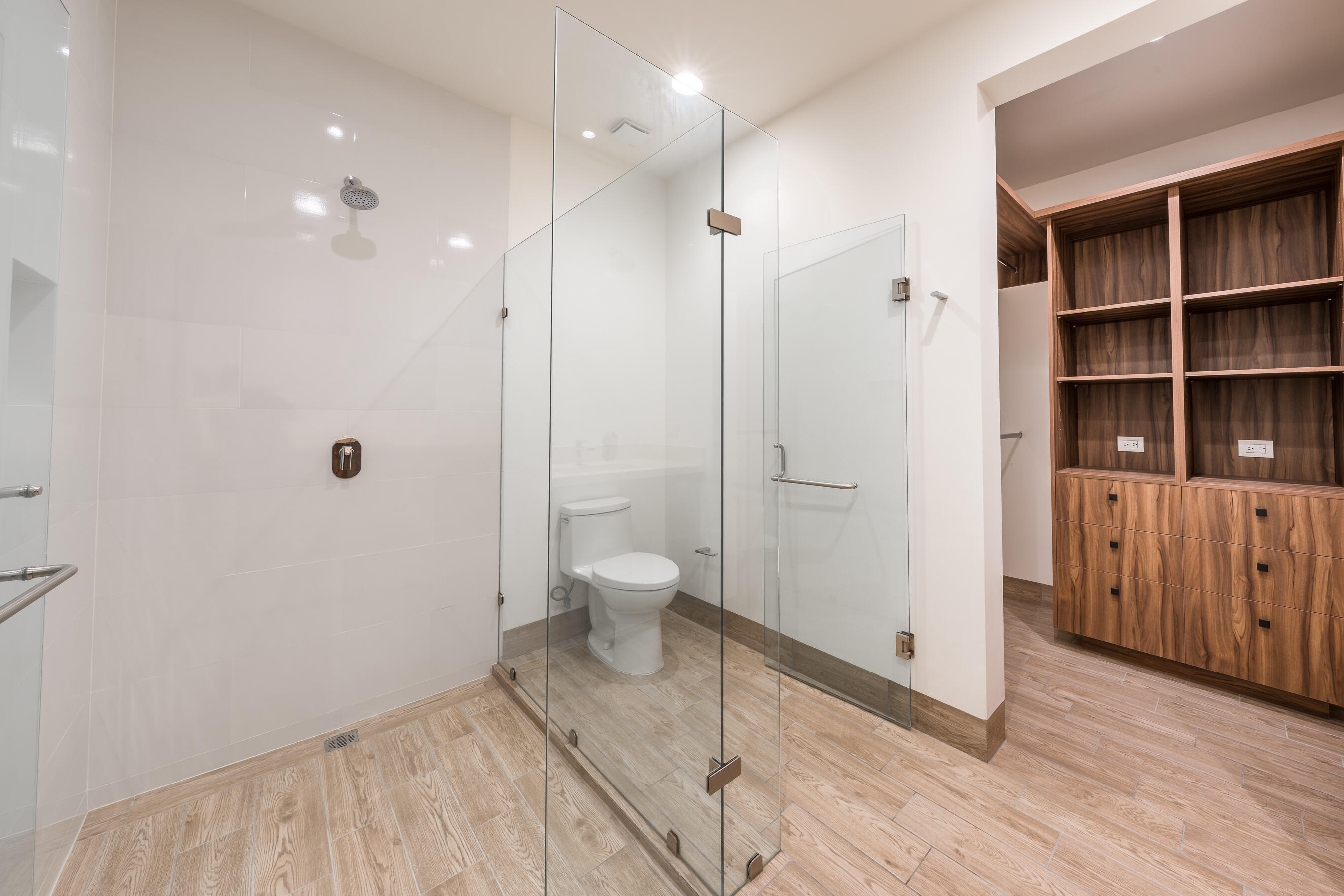 Golf Ocean Sunset View 2 BED