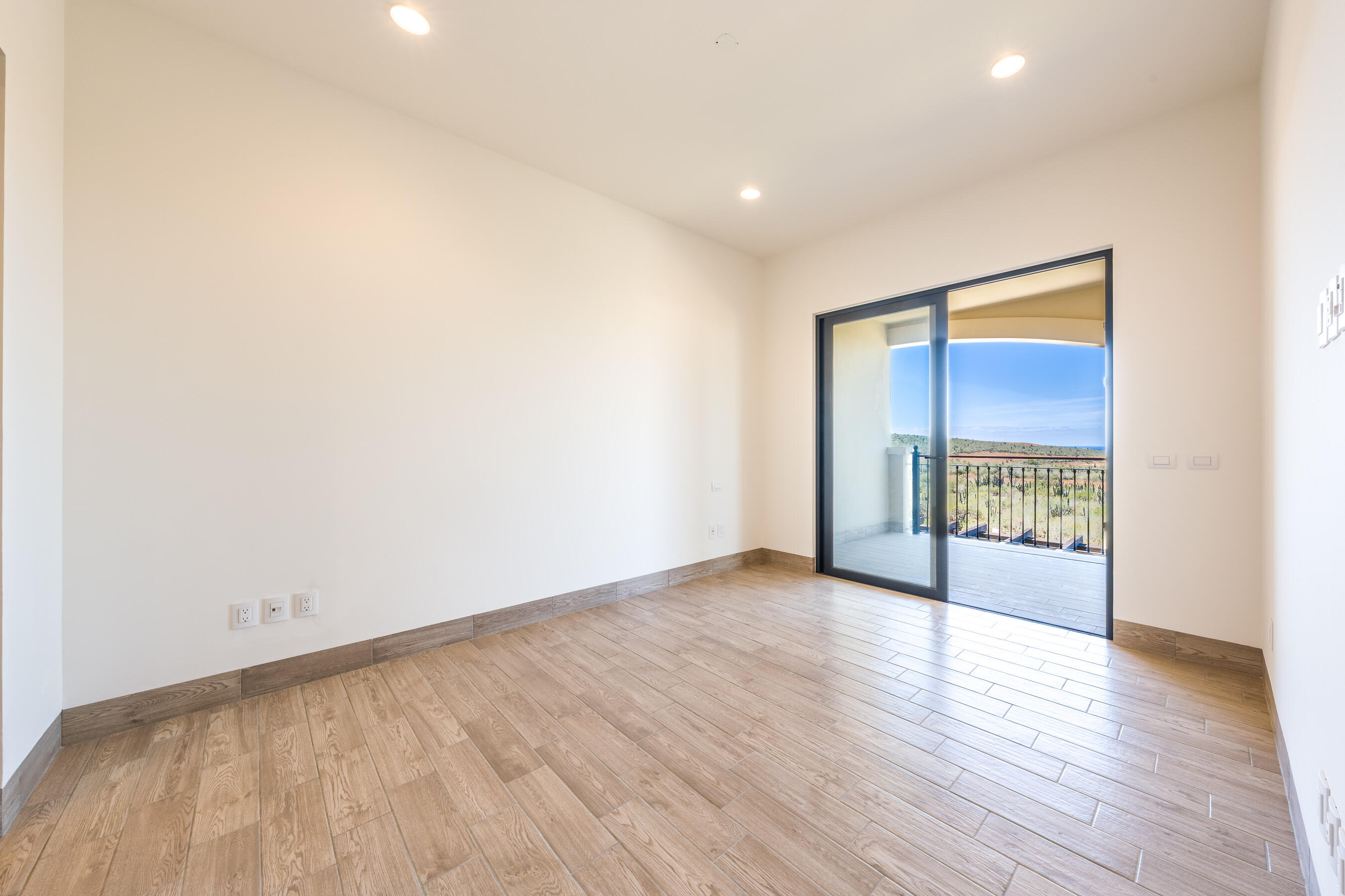 Golf Ocean Sunset View 2 BED