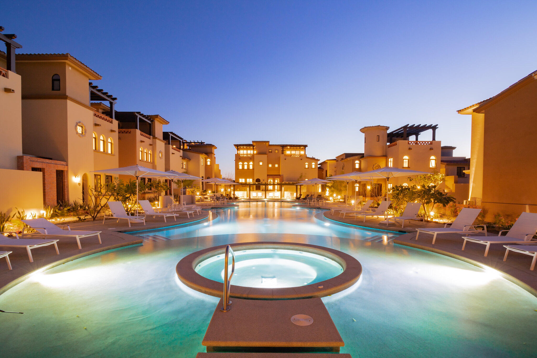 Golf Ocean Sunset View 2 BED