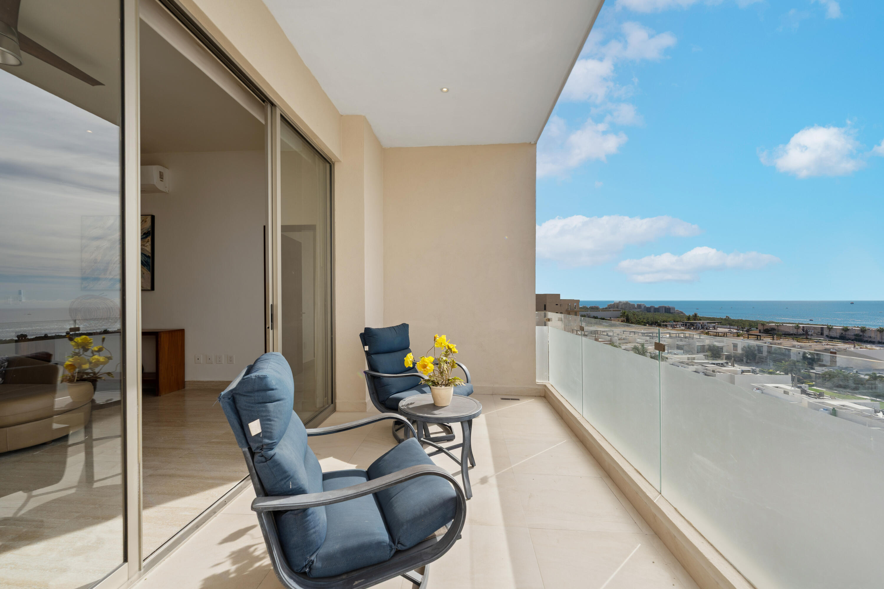 Vista Vela 1 Penthouse