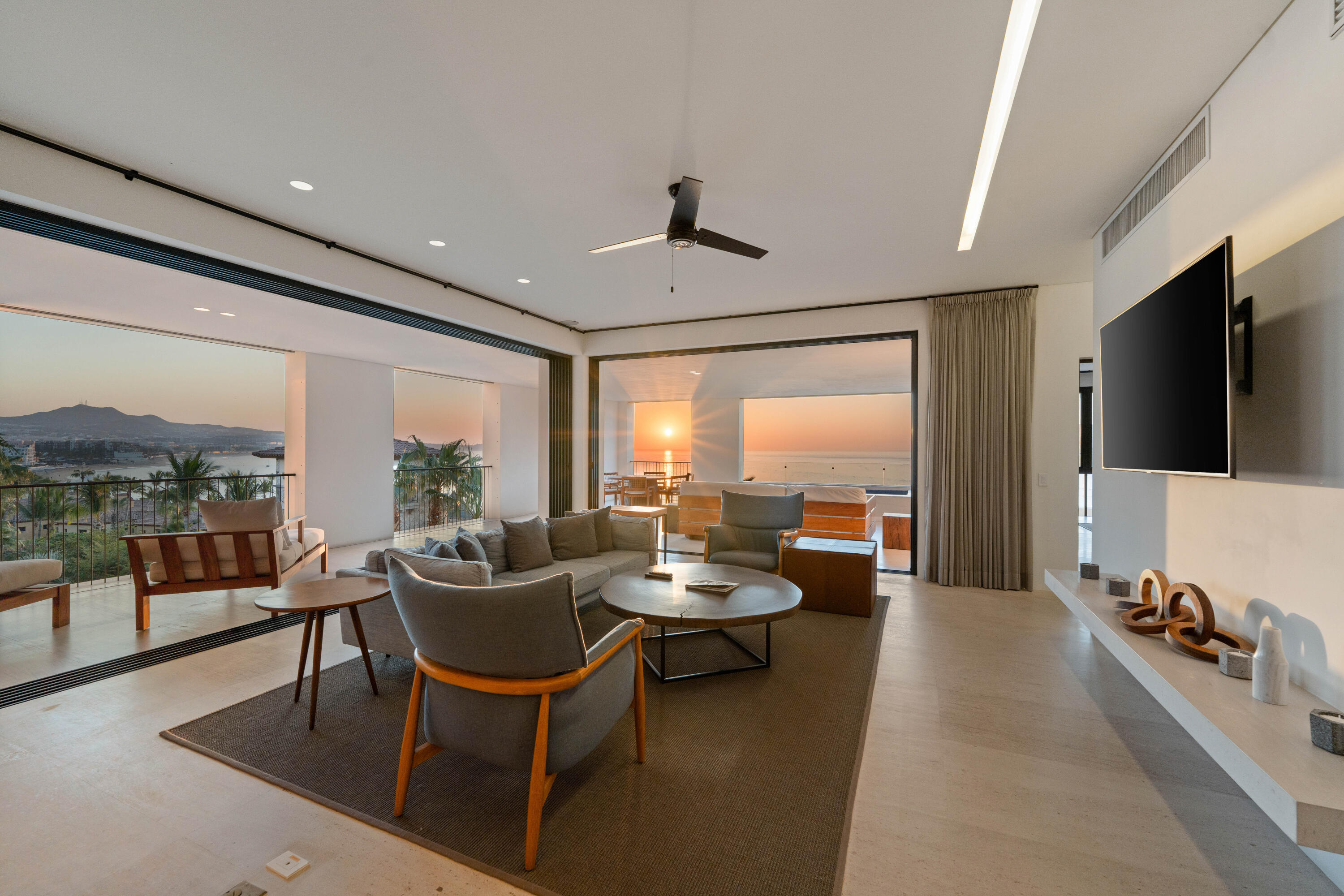 Hacienda Phase II, 1 Homes