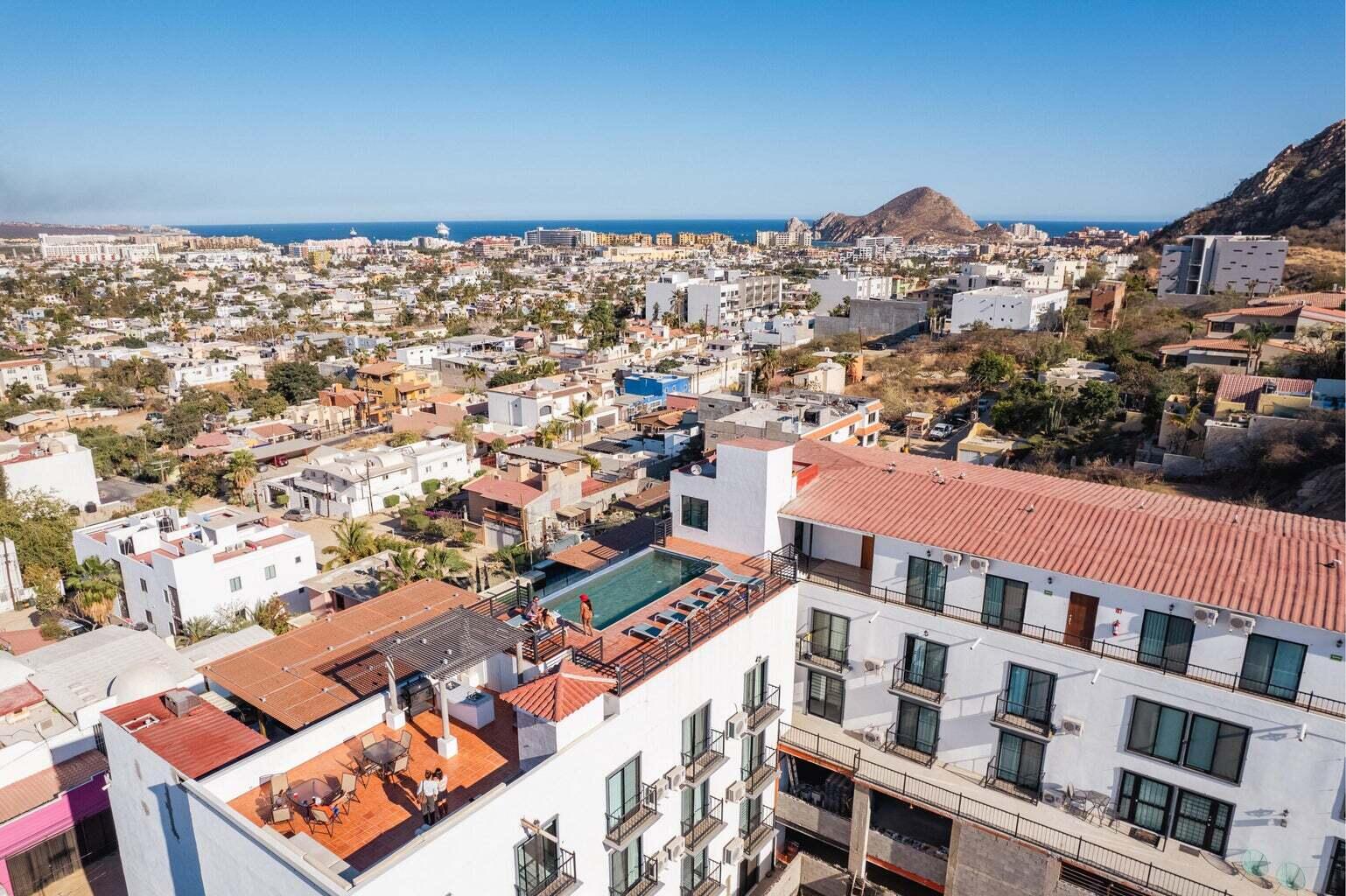 1921 C. 8 De Octubre, Boho Chic Condo
