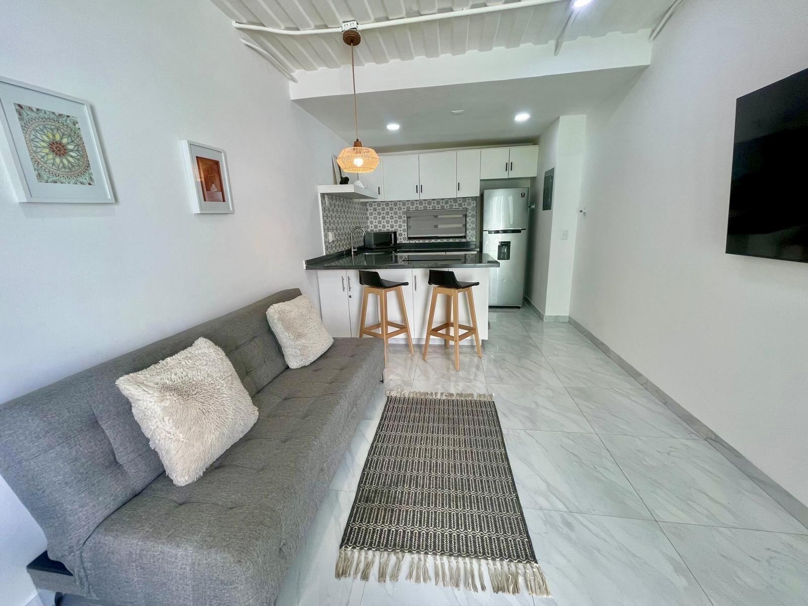 1921 C. 8 De Octubre, Boho Chic Condo