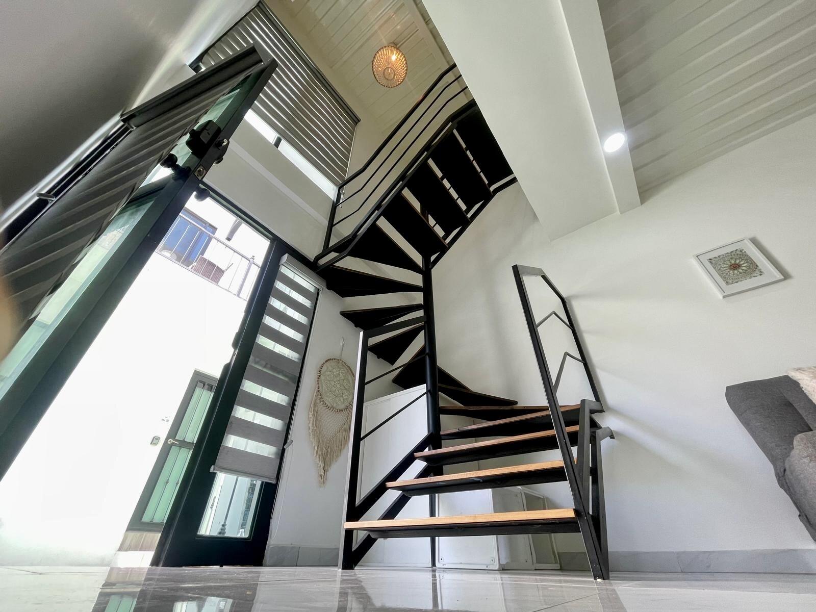 1921 C. 8 De Octubre, Boho Chic Condo
