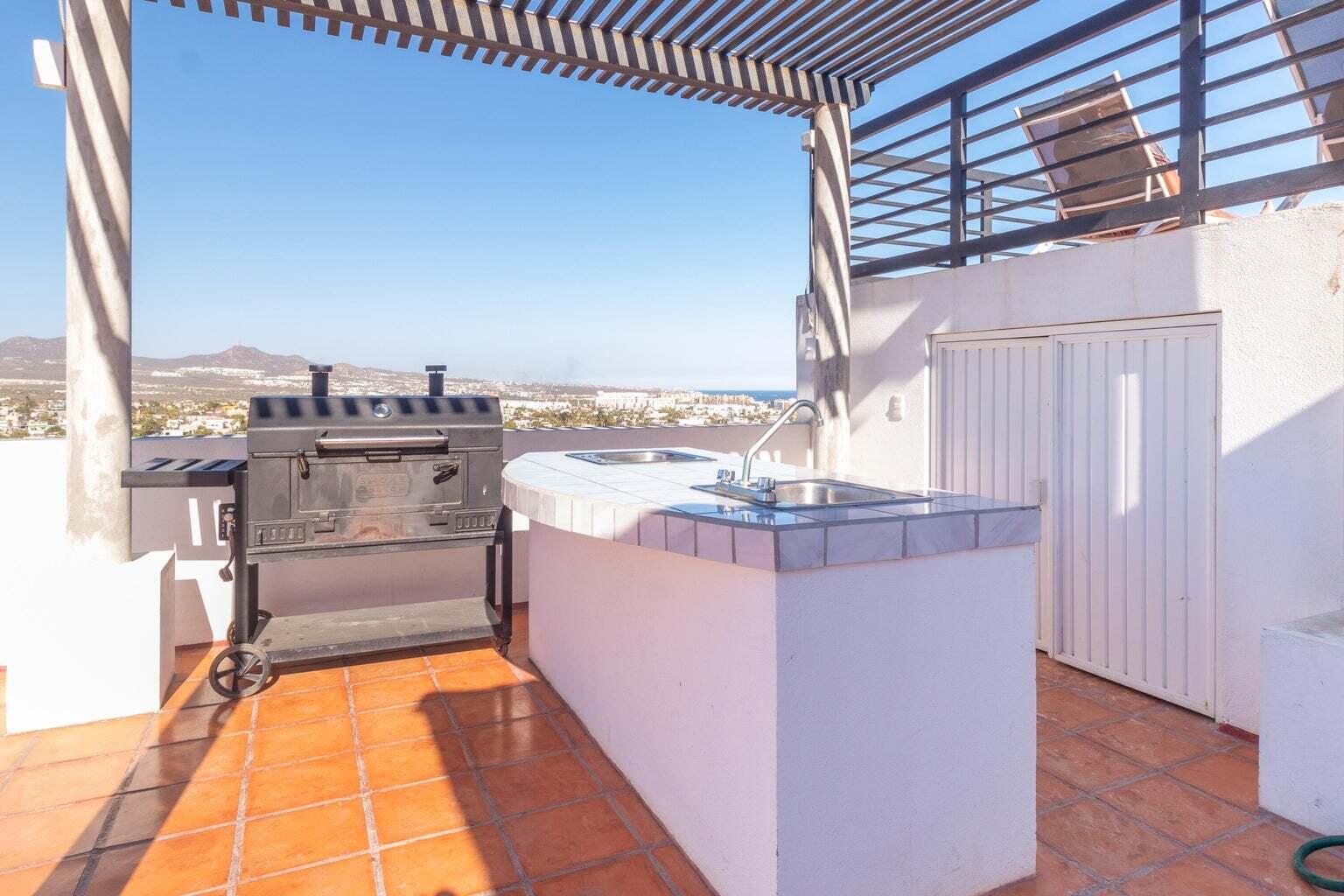 1921 C. 8 De Octubre, Boho Chic Condo