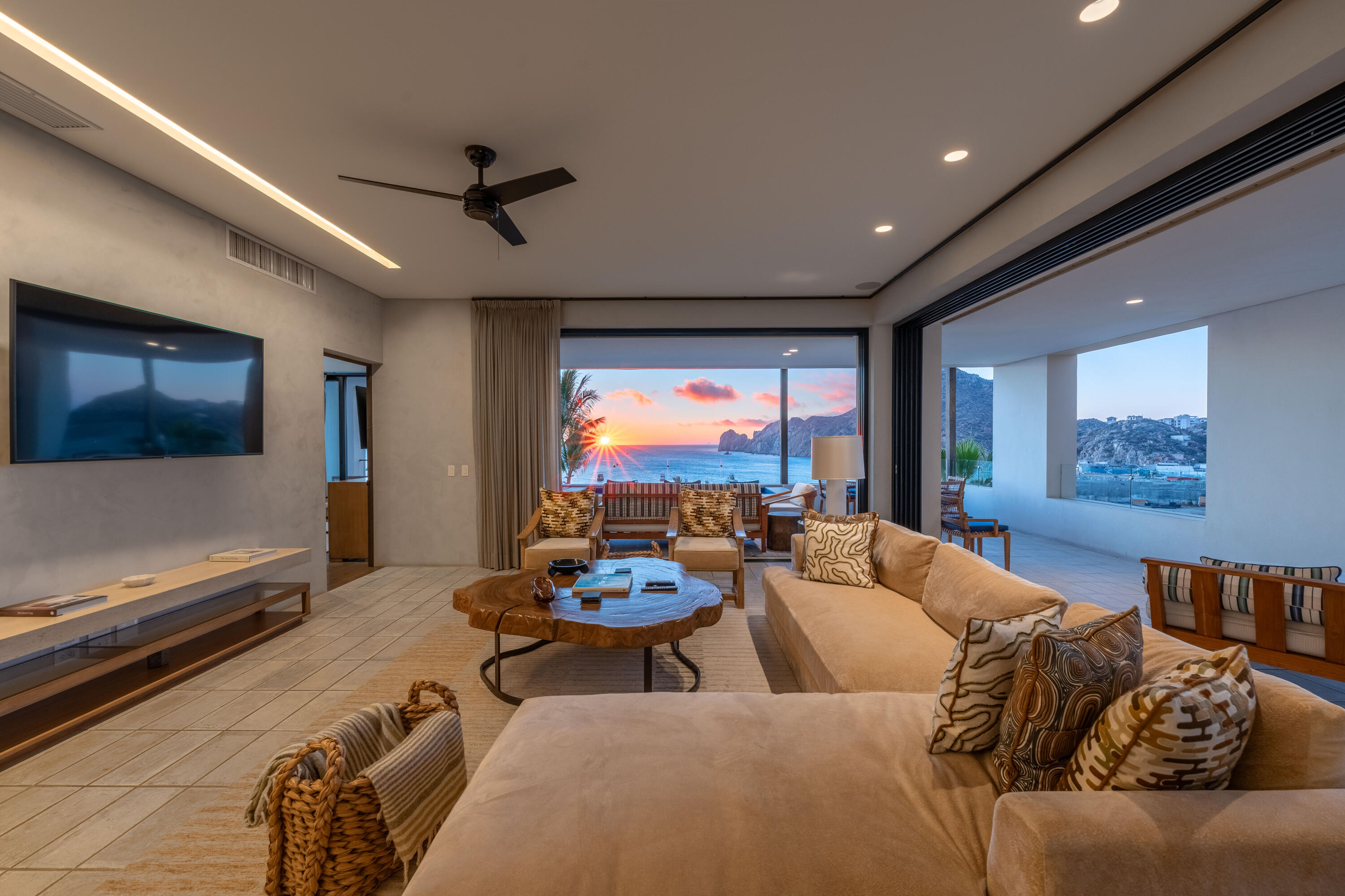 1 Homes Cabo