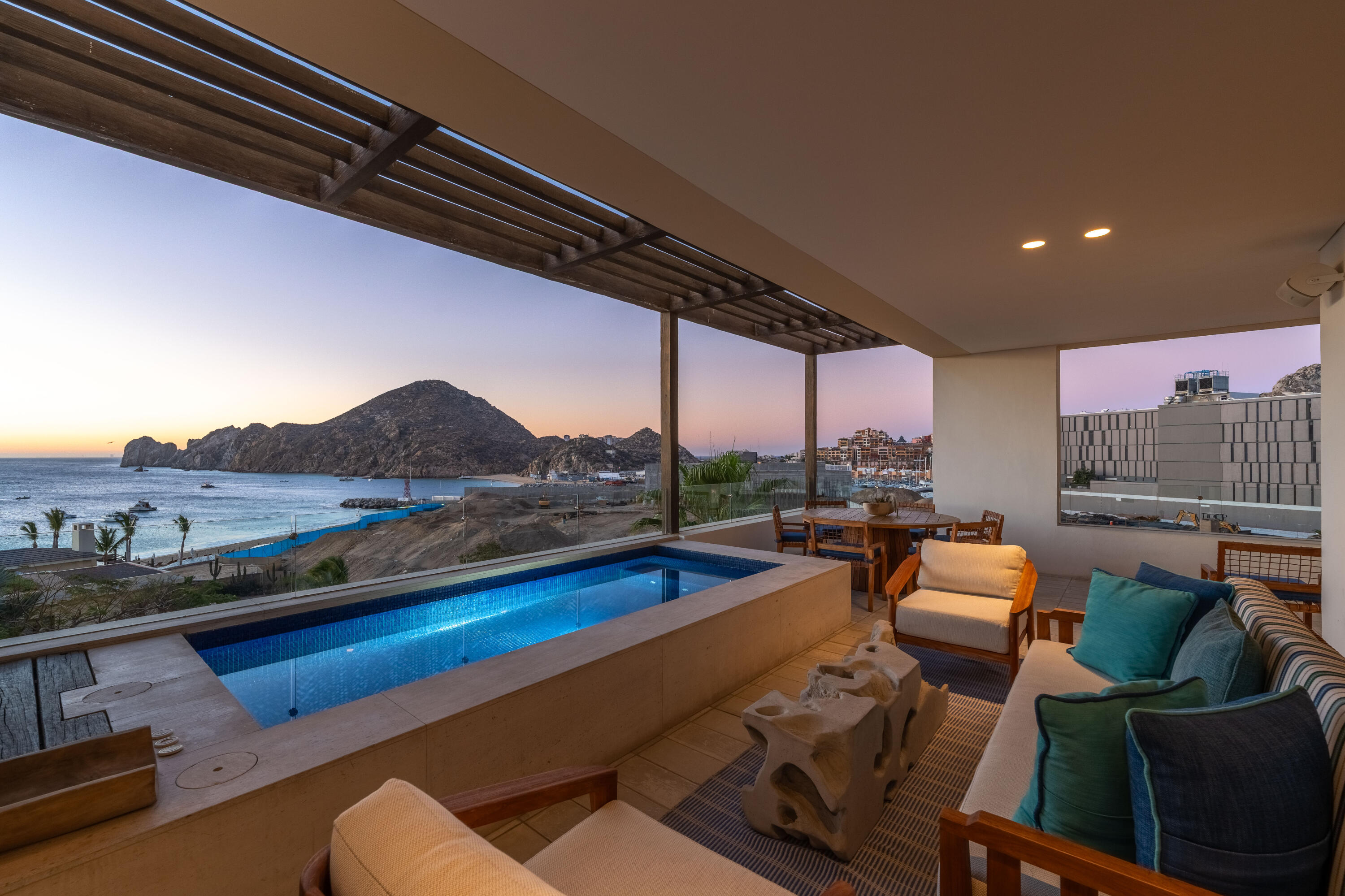 1 Homes Cabo