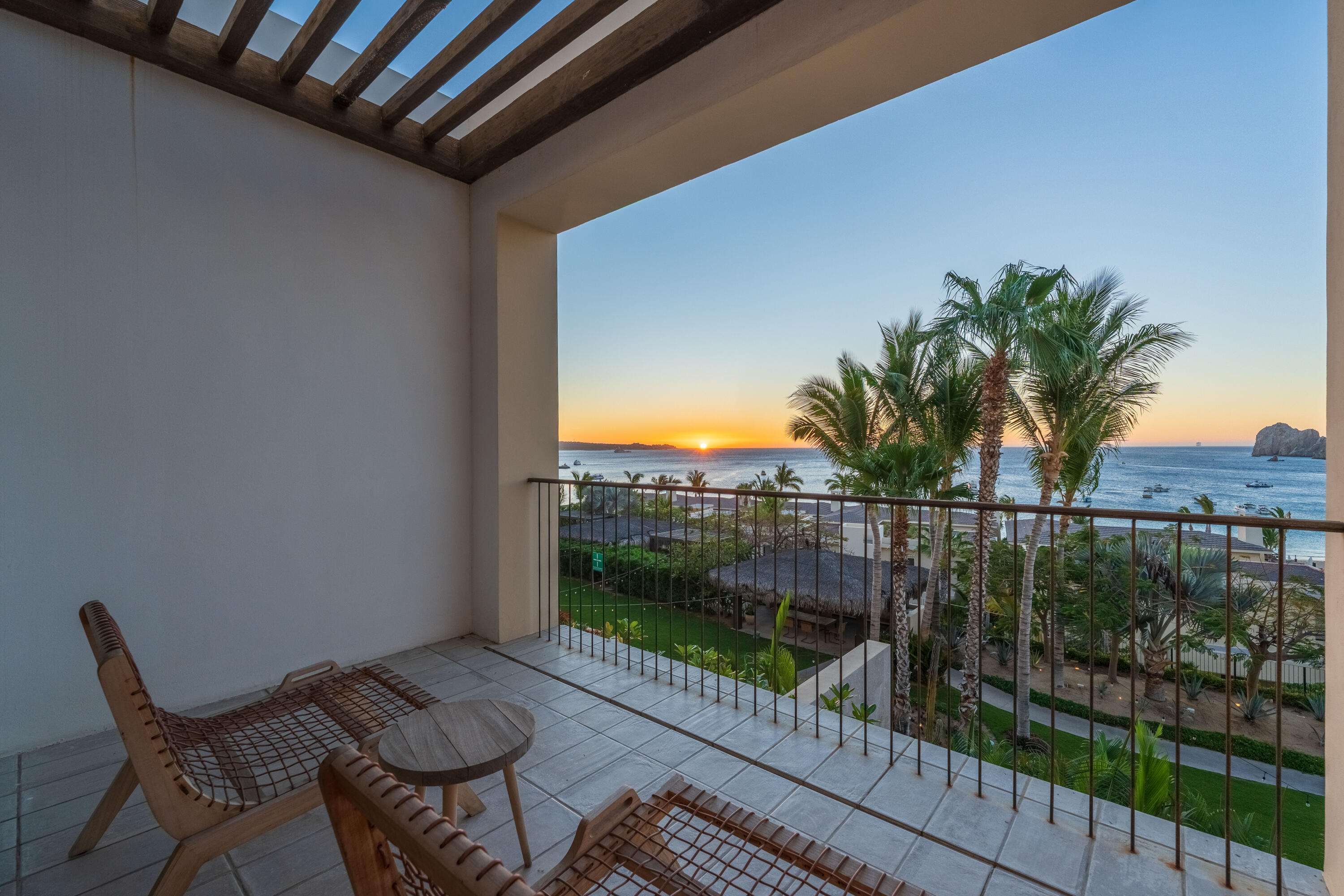 1 Homes Cabo