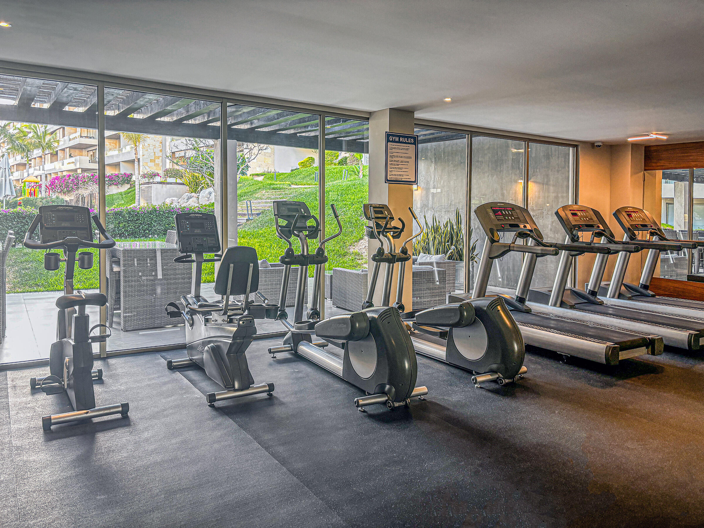 Vista Vela 3, Turnkey Condo
