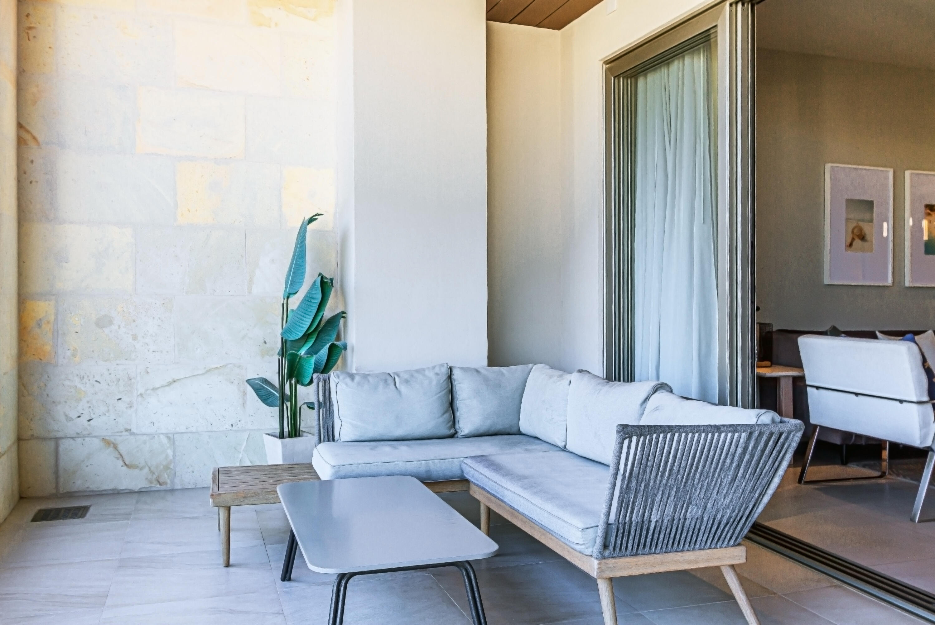 Vista Vela 3, Turnkey Condo