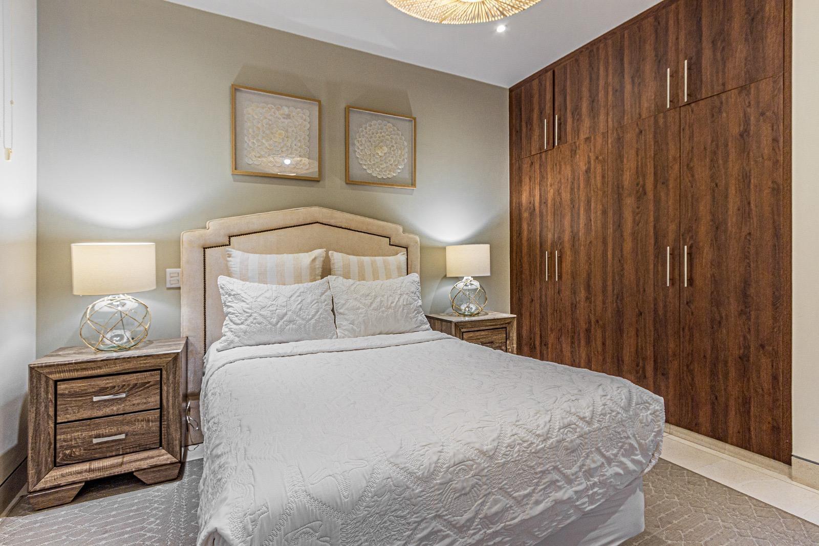 Vista Vela 3, Turnkey Condo