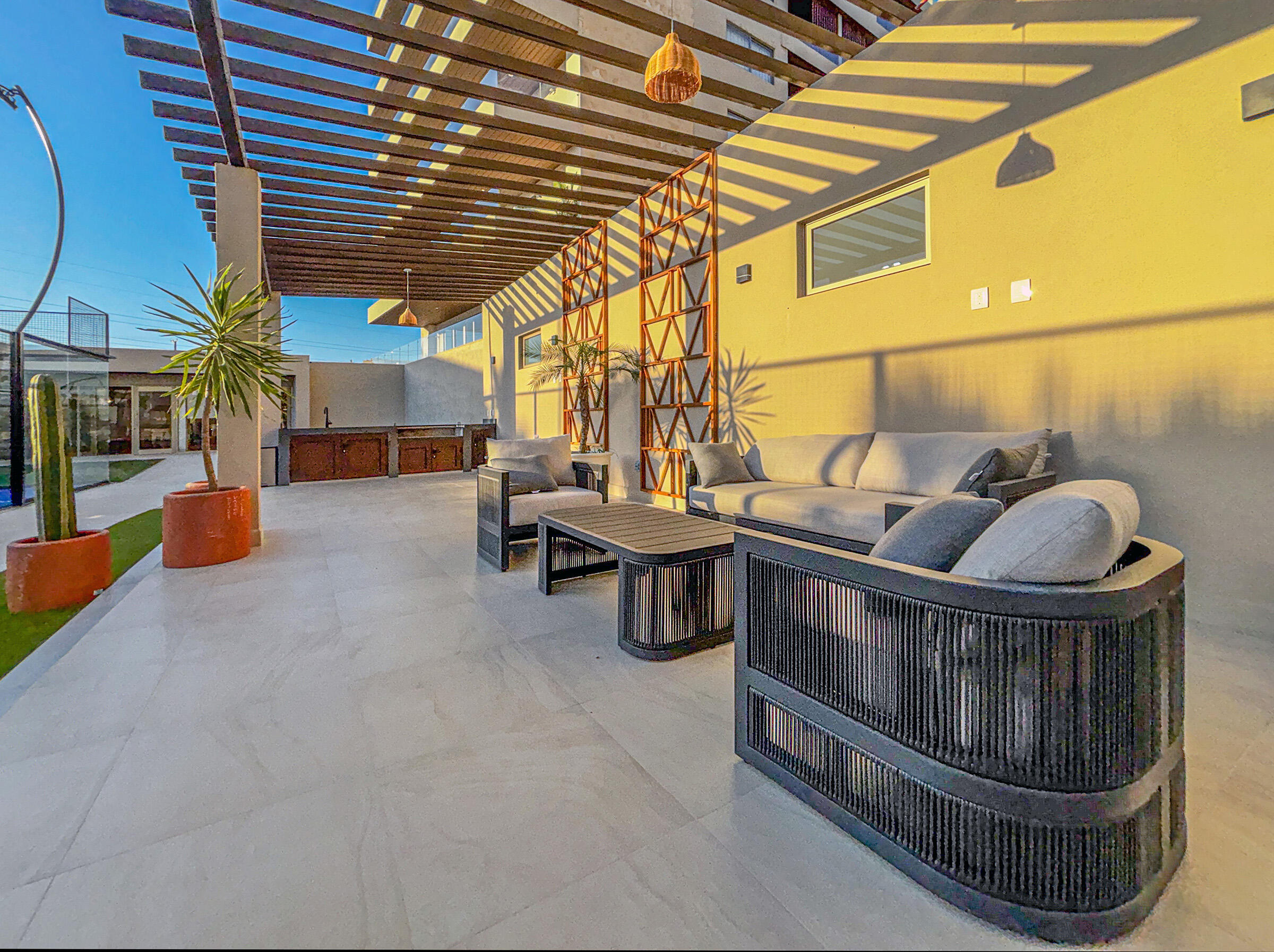 Vista Vela 3, Turnkey Condo