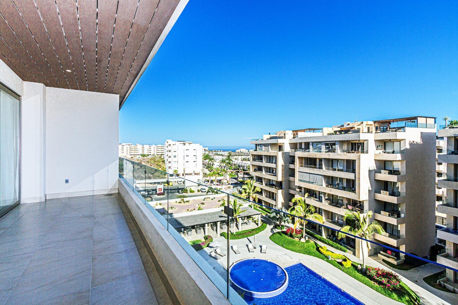 Vista Vela 3, Turnkey Condo
