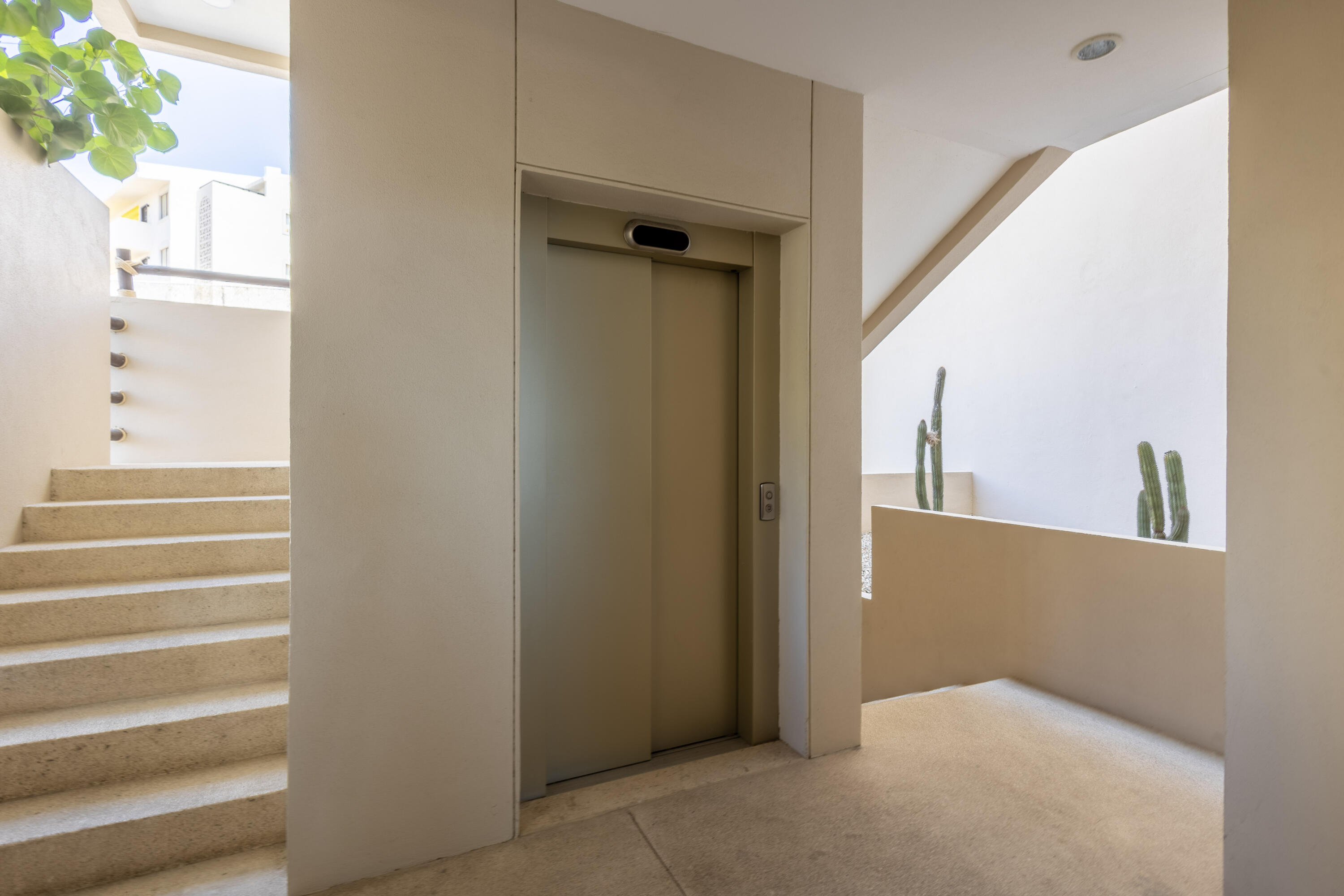 702 P. De Las Misiones, El Mirador B101