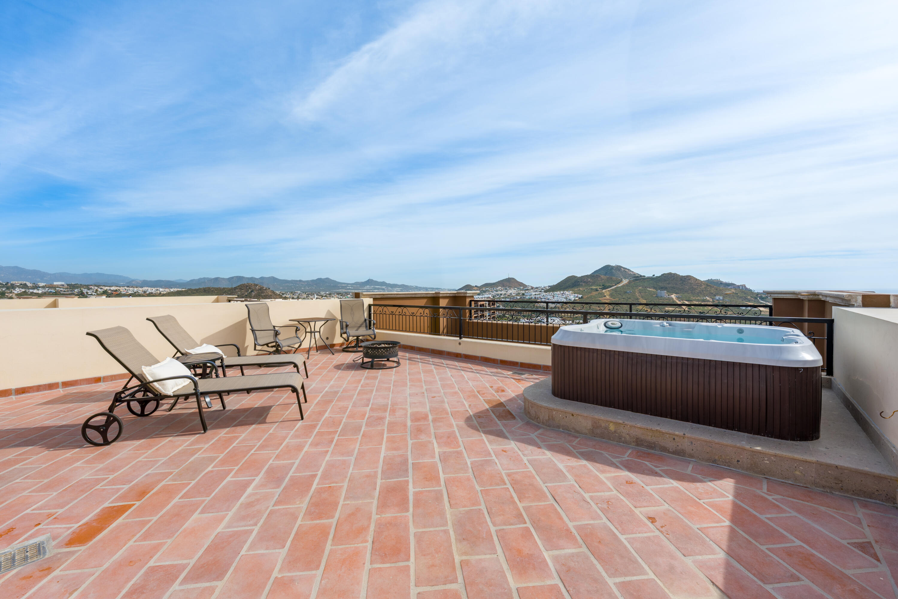 Ocean PH Private Rooftop