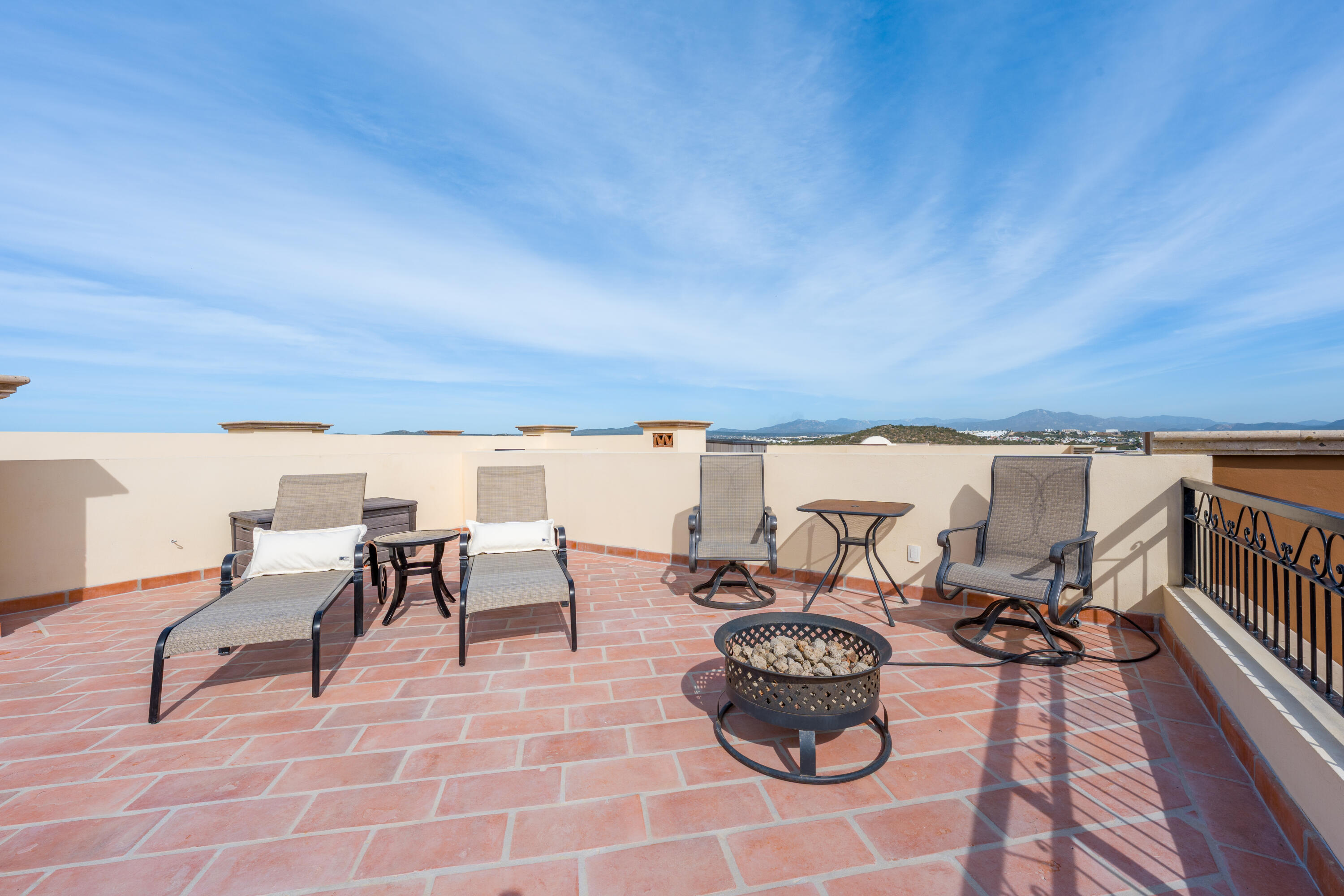 Ocean PH Private Rooftop