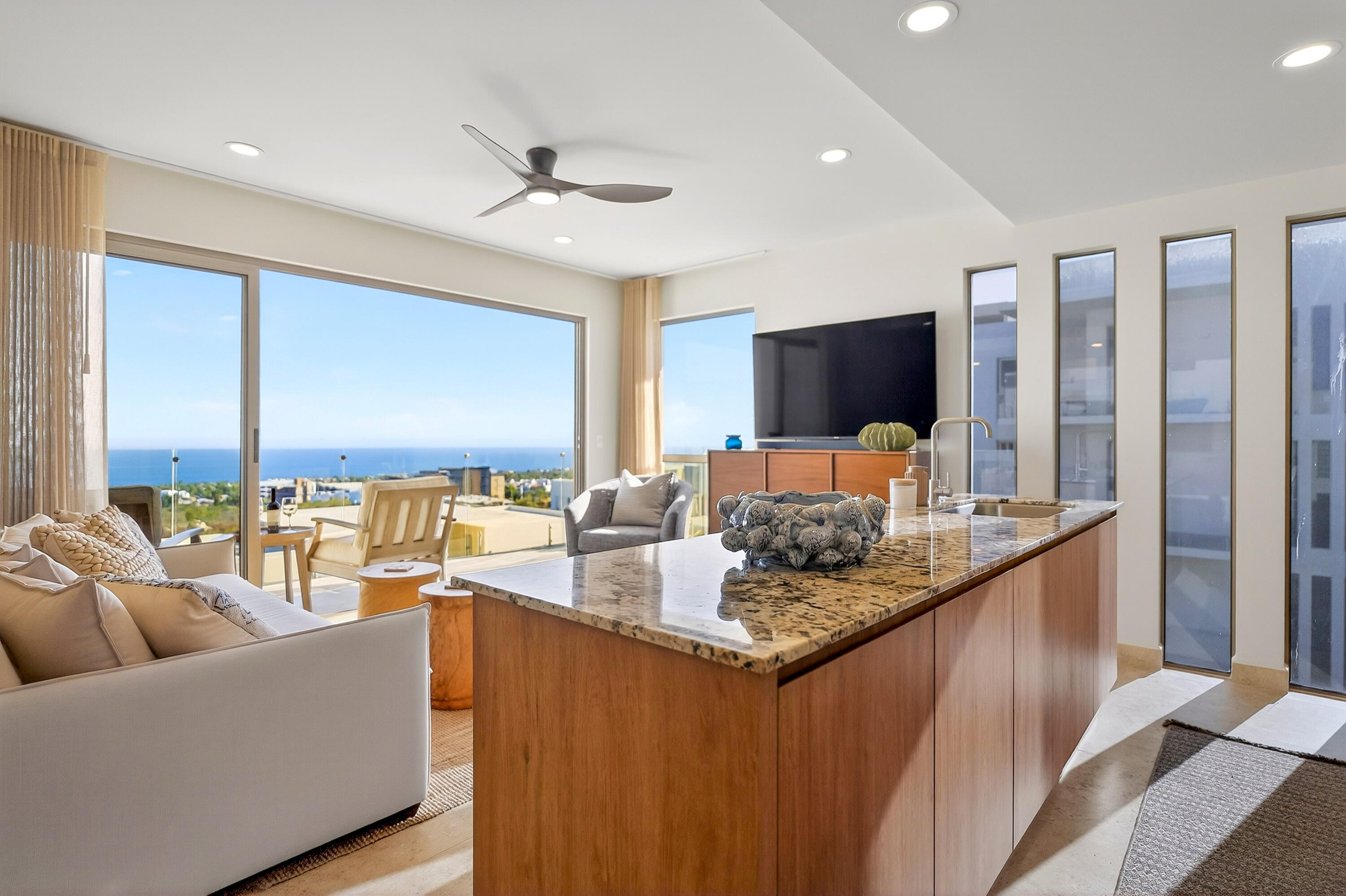 Via La Paloma, Villa Ballena Penthouse