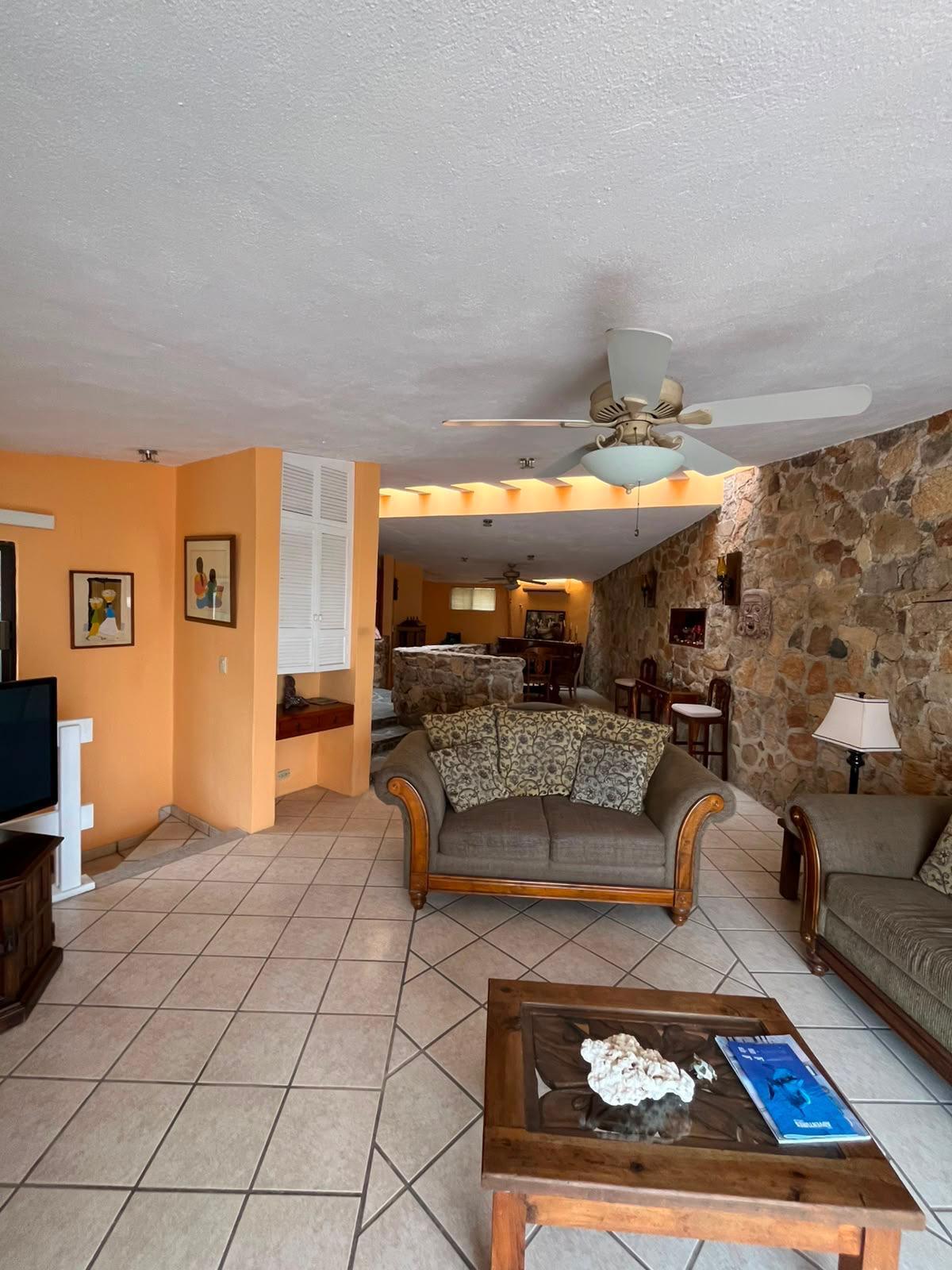 lot 1, Manzana 264, Pedregal, Casa Gatito