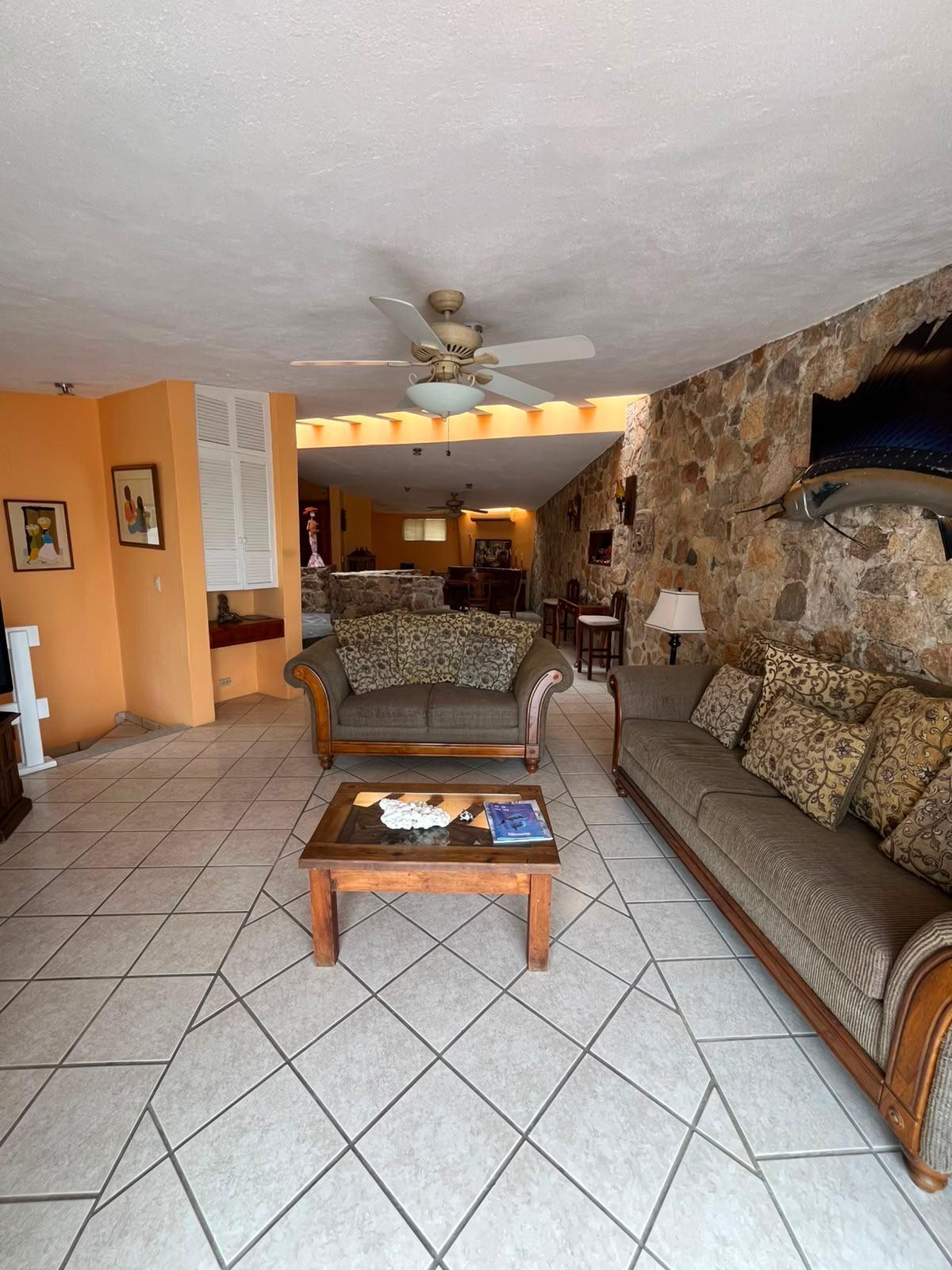 lot 1, Manzana 264, Pedregal, Casa Gatito