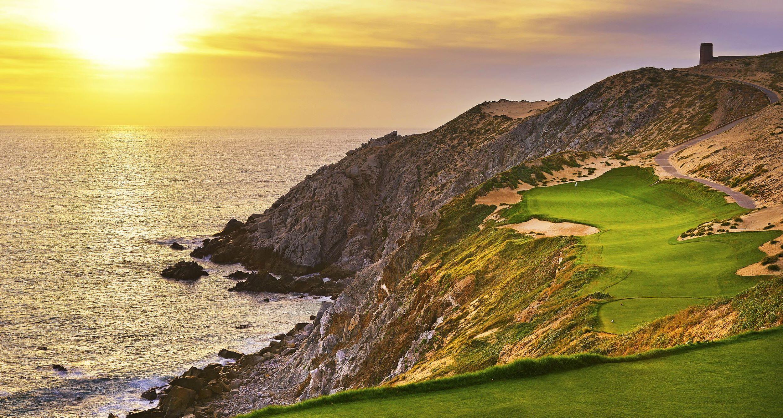 Penthouse Alvar in Quivira Los Cabos, Oceanview Luxury 4 Bdrm Condo