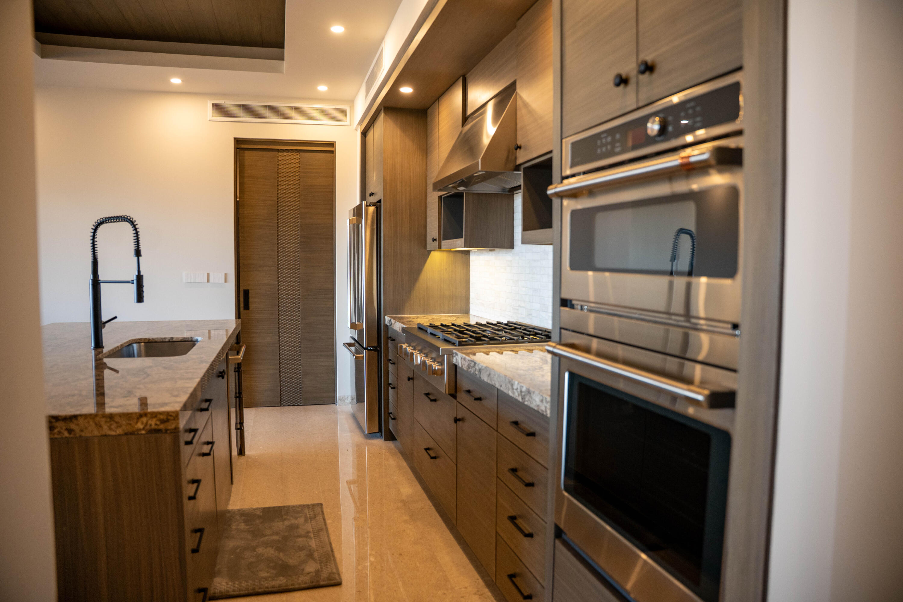 Penthouse Alvar in Quivira Los Cabos, Oceanview Luxury 4 Bdrm Condo