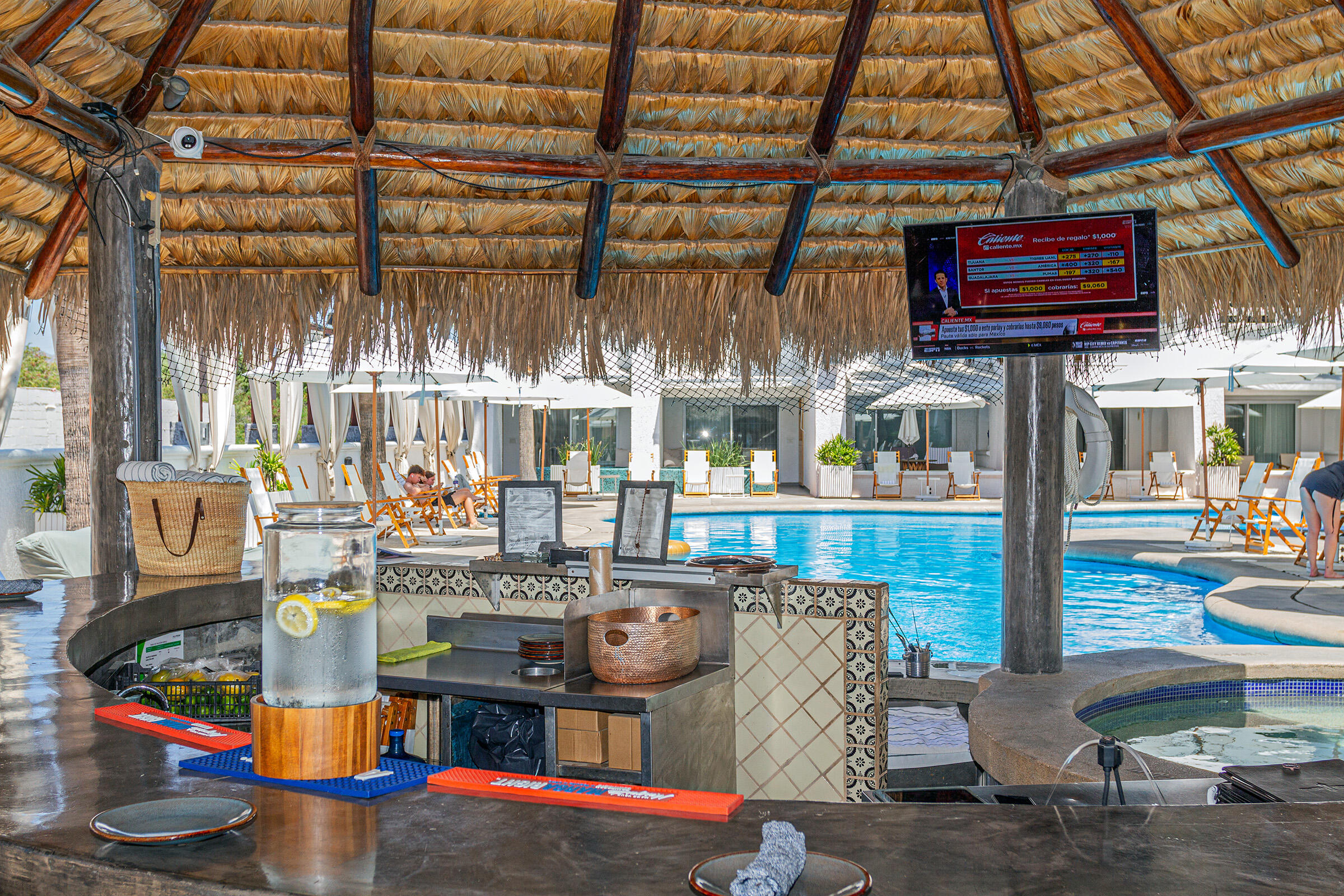 #523 130 Avenida del Pescador, Condo Lucia