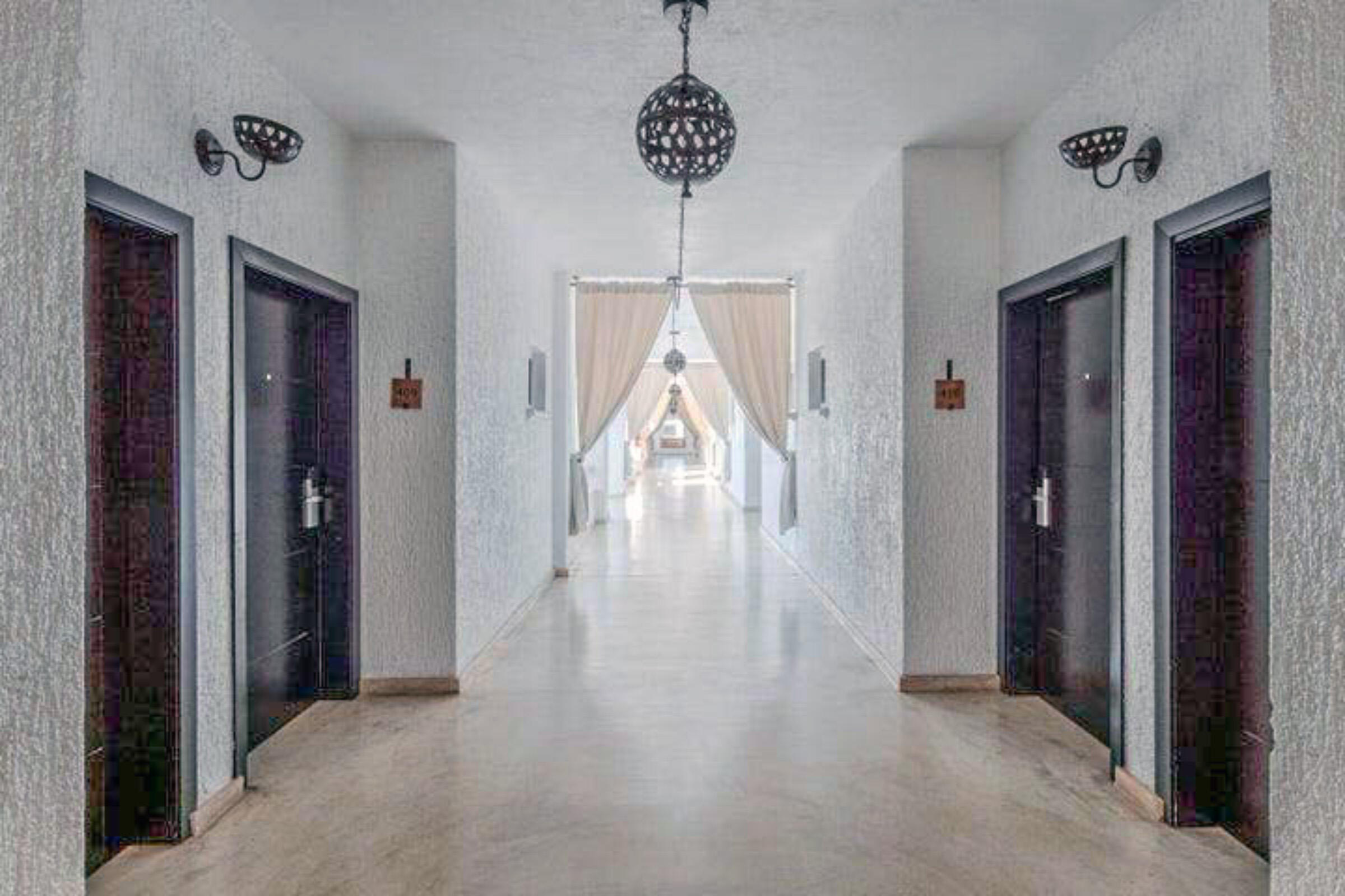 #523 130 Avenida del Pescador, Condo Lucia