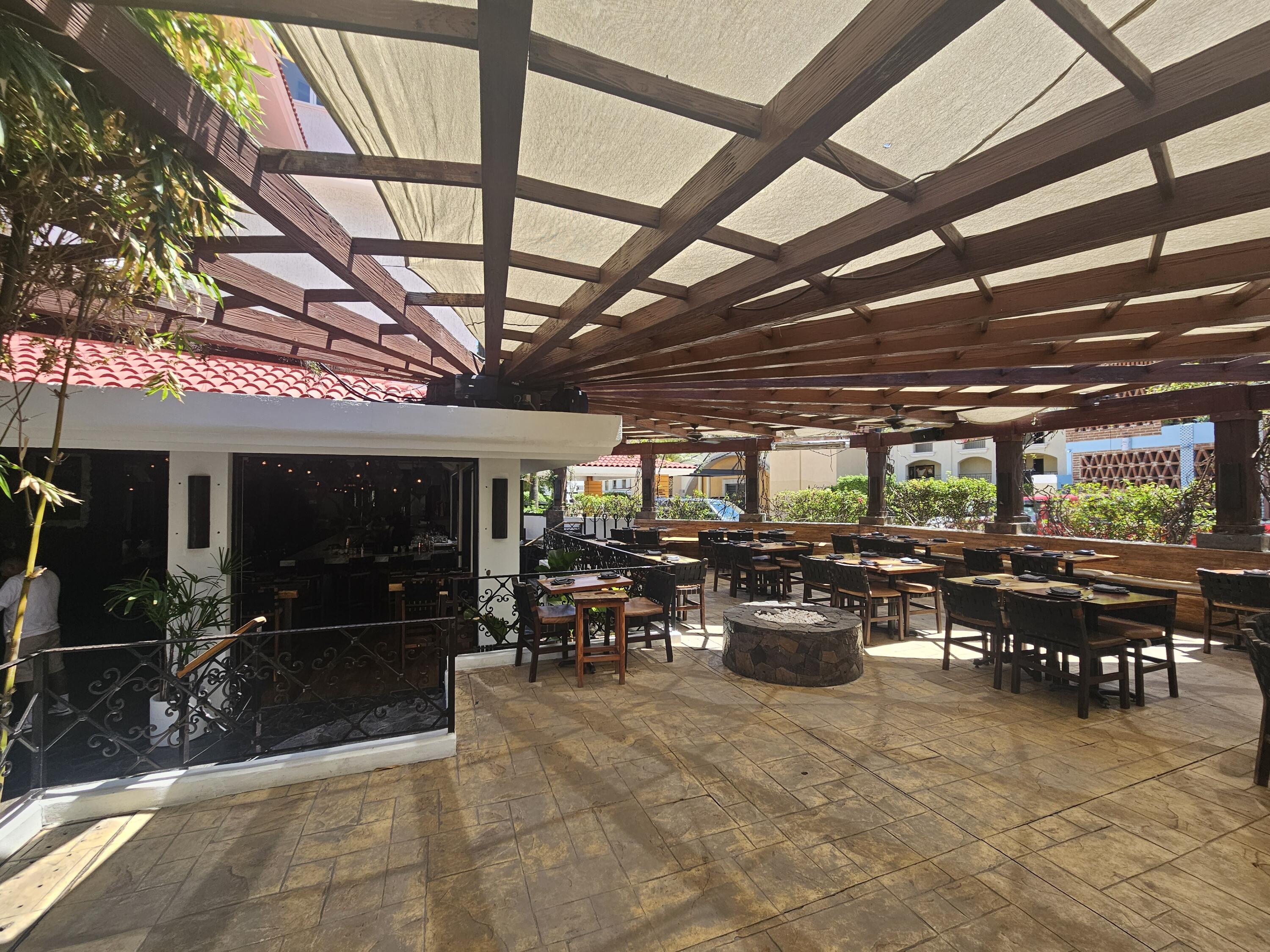 #523 130 Avenida del Pescador, Condo Lucia