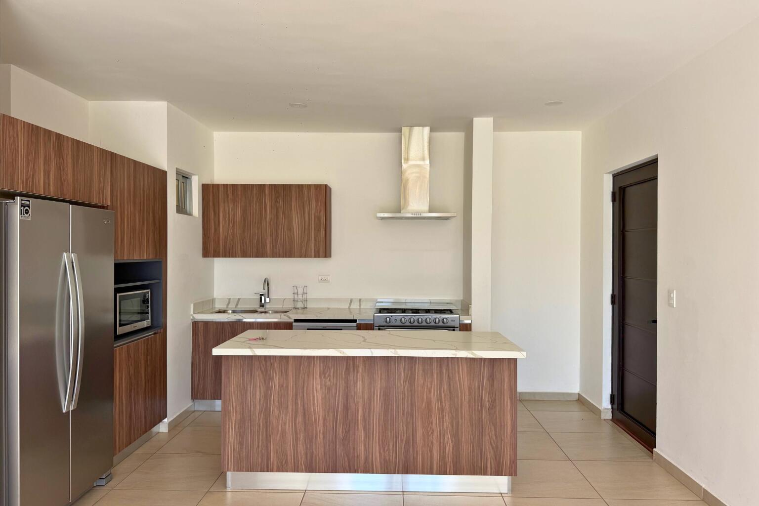 Jacarandas, Palmitos Residencial 2BR Condo