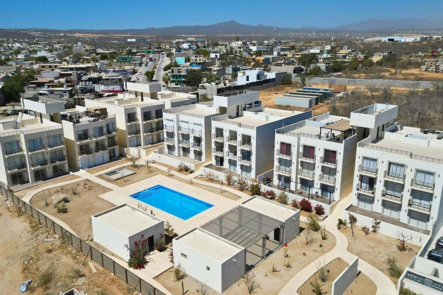 Jacarandas, Palmitos Residencial 2BR Condo