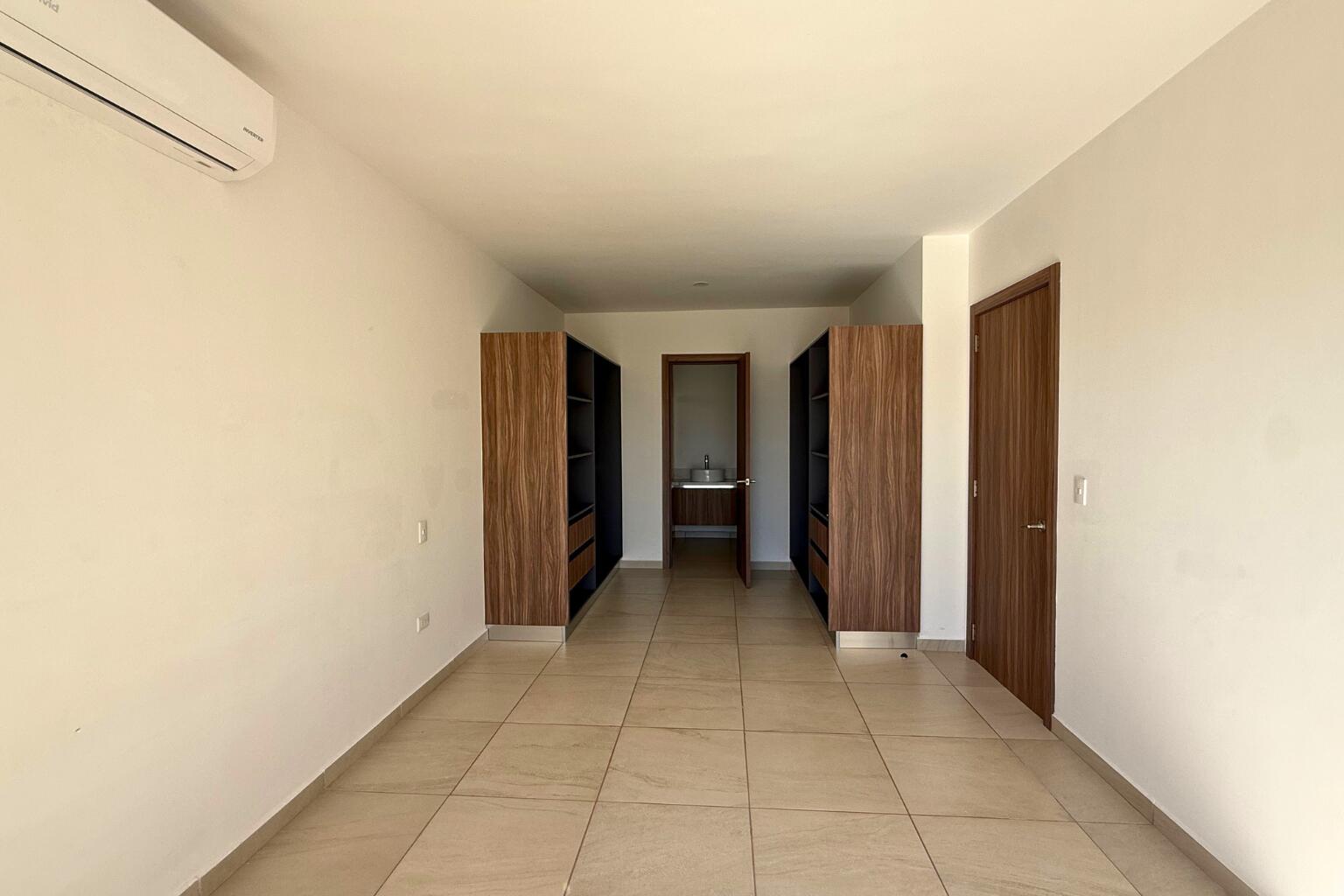 Jacarandas, Palmitos Residencial 2BR Condo