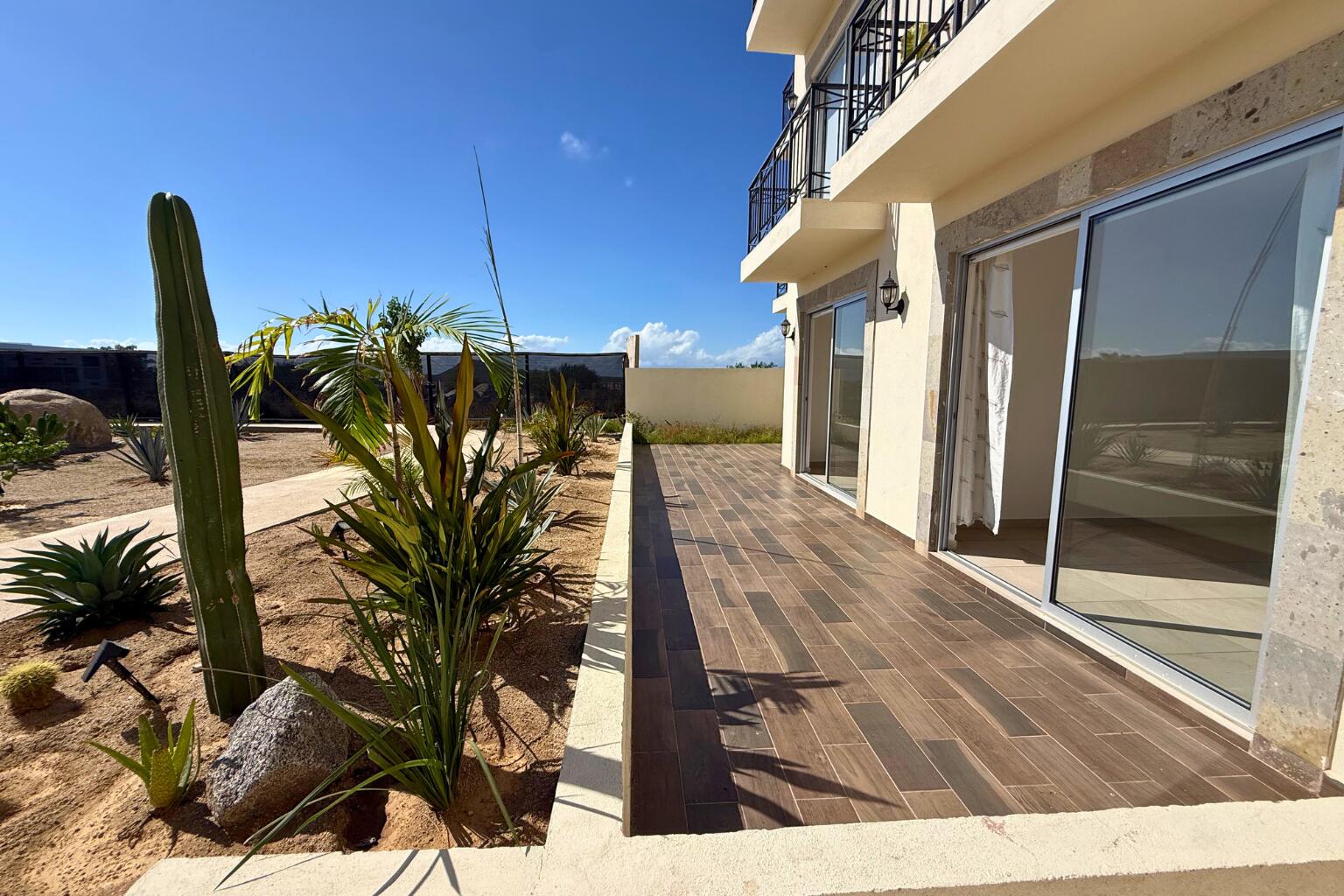 Jacarandas, Palmitos Residencial 2BR Condo