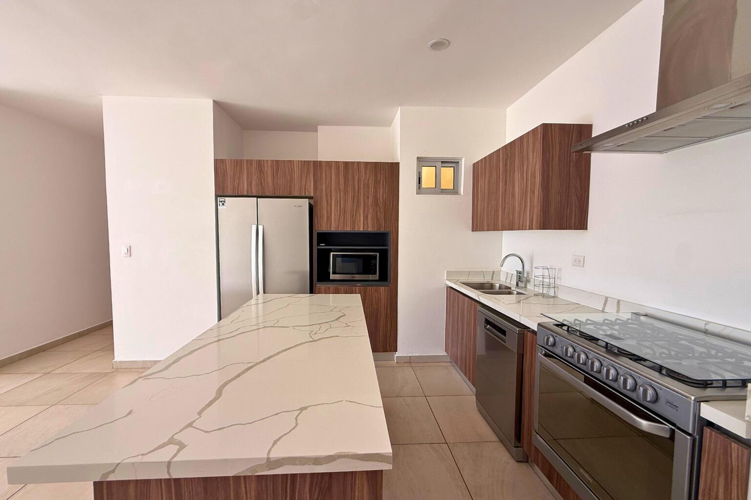 Jacarandas, Palmitos Residencial 2BR Condo