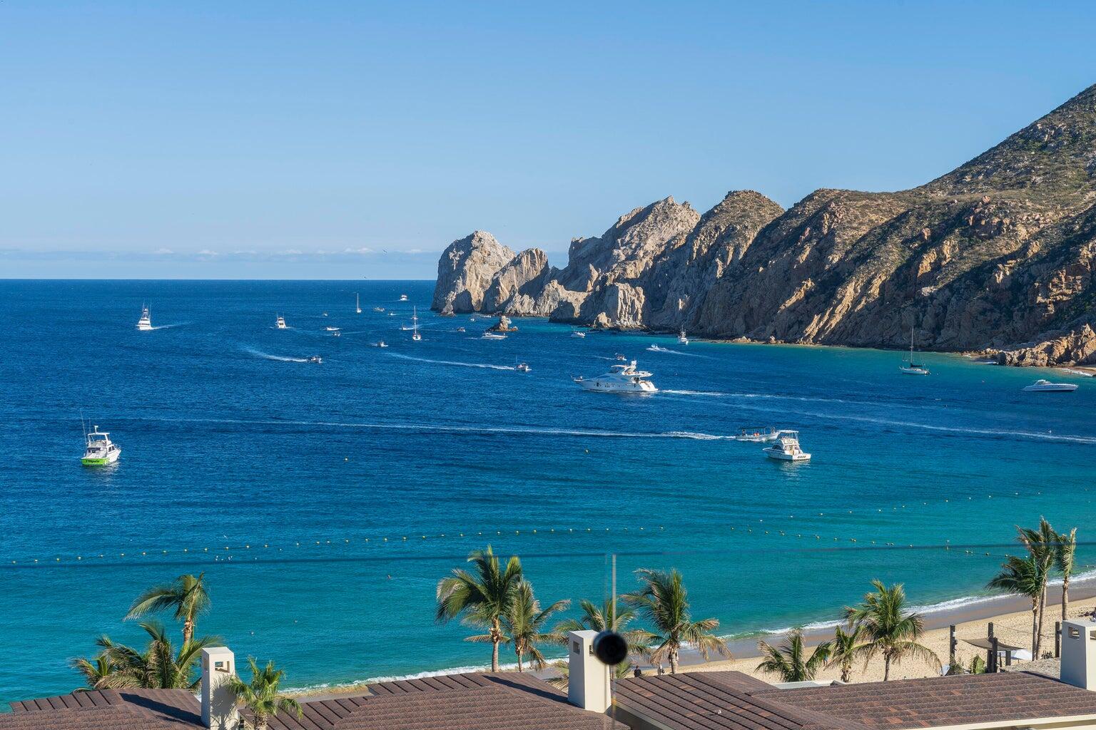 HACIENDA PHASE 2, 1Homes Cabo, 2 BD + DEN