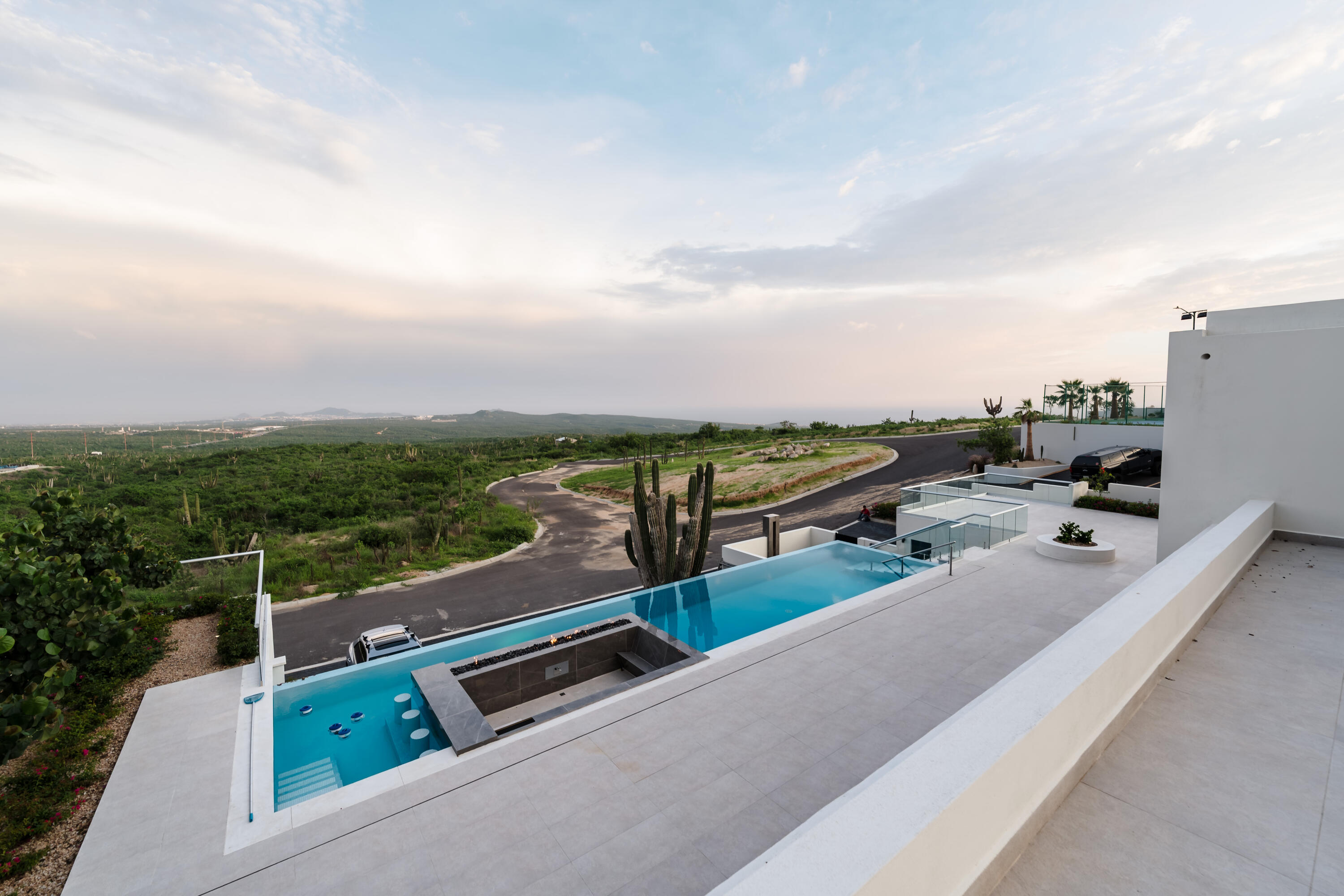 Lot 7 M$ Rolling Hills, Casa Esmeralda