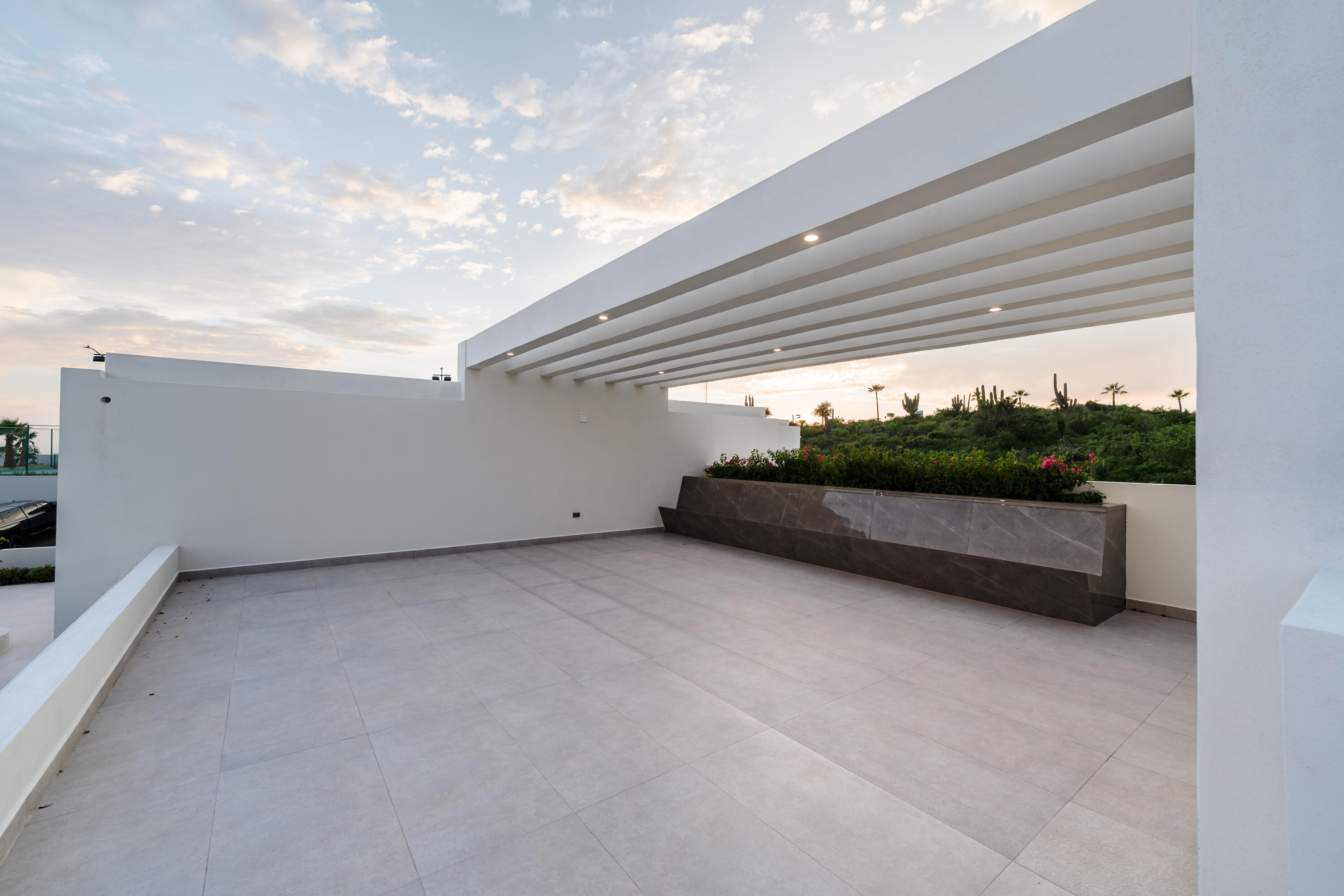 Lot 7 M$ Rolling Hills, Casa Esmeralda