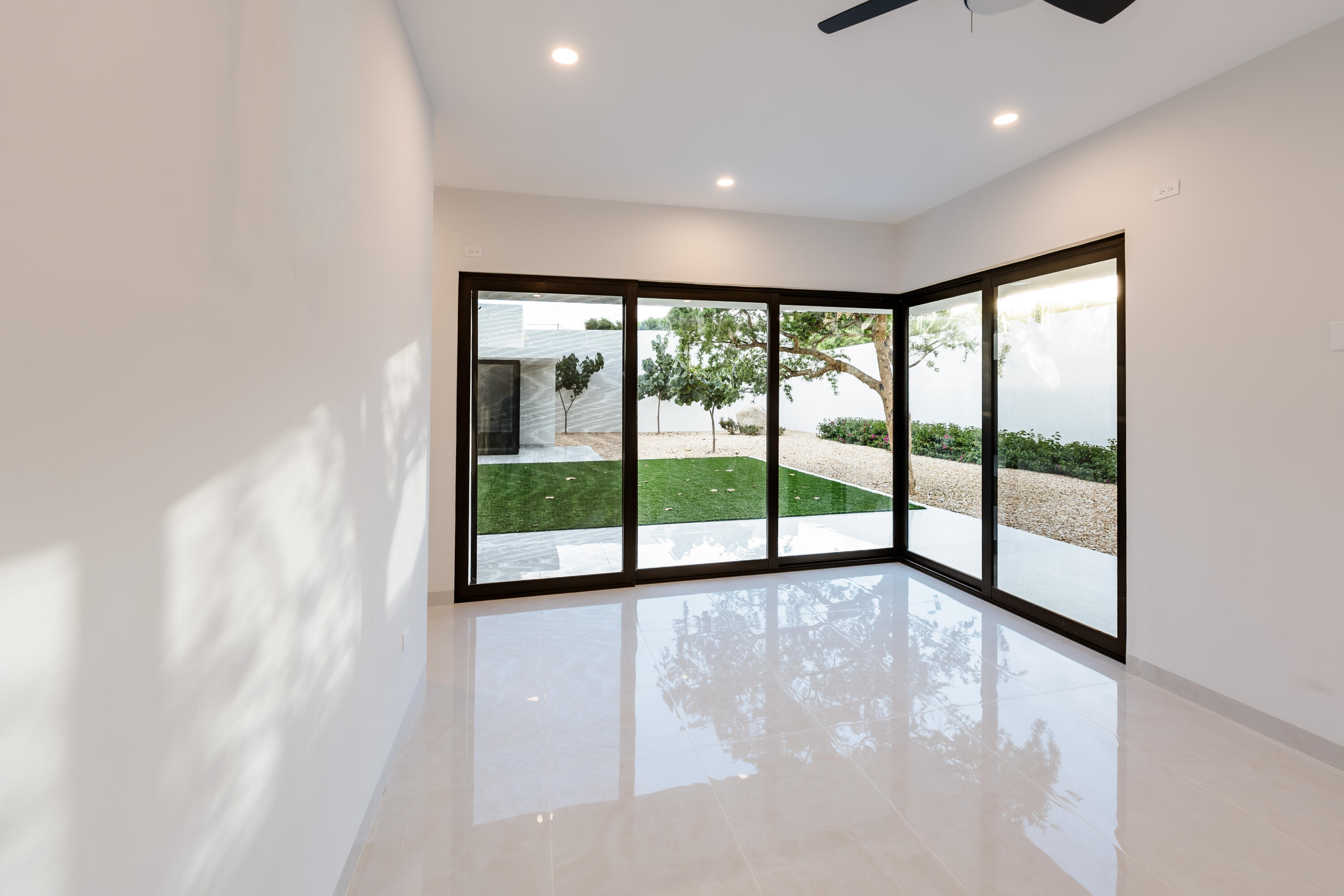 Lot 7 M$ Rolling Hills, Casa Esmeralda
