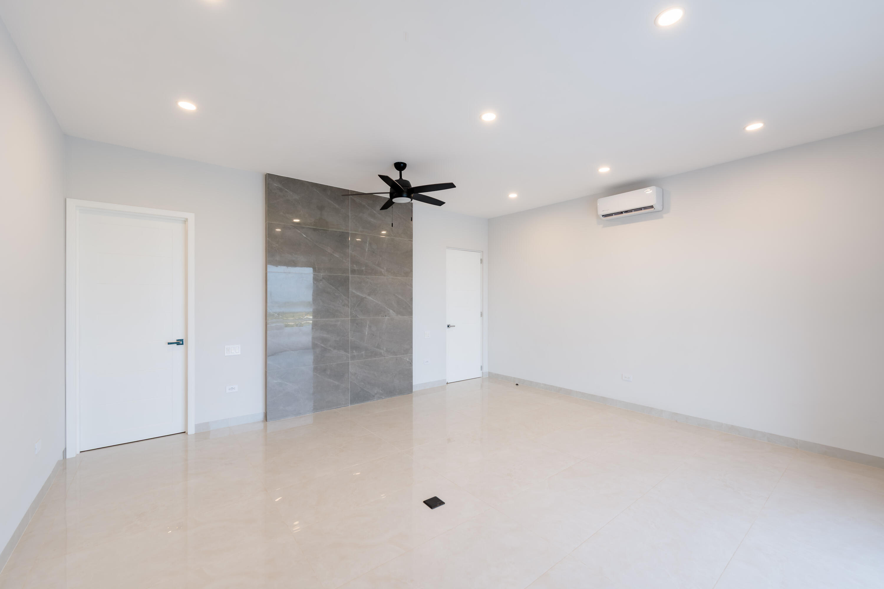 Lot 7 M$ Rolling Hills, Casa Esmeralda